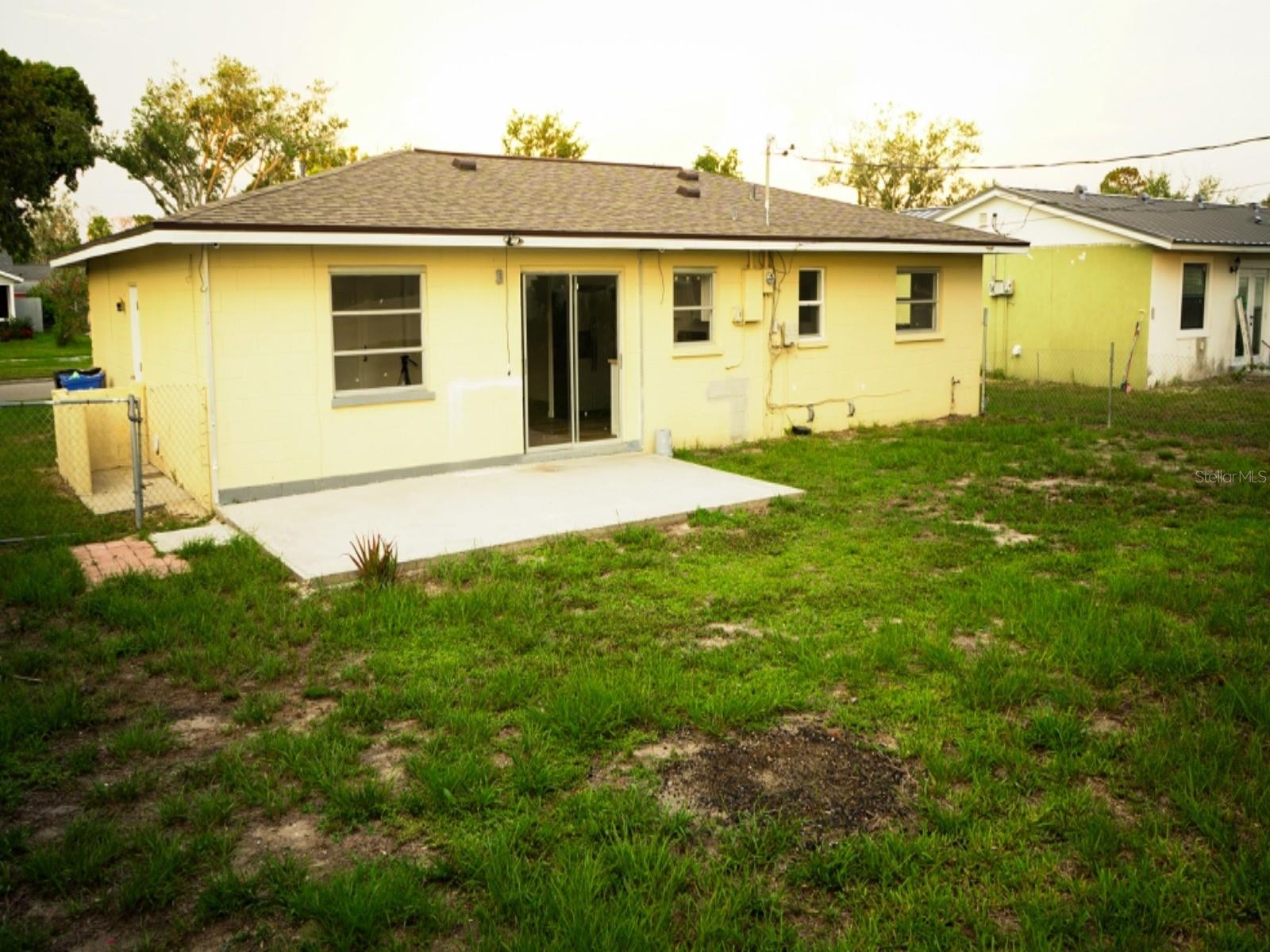 1051 VENETIAN PKWY — photo 23