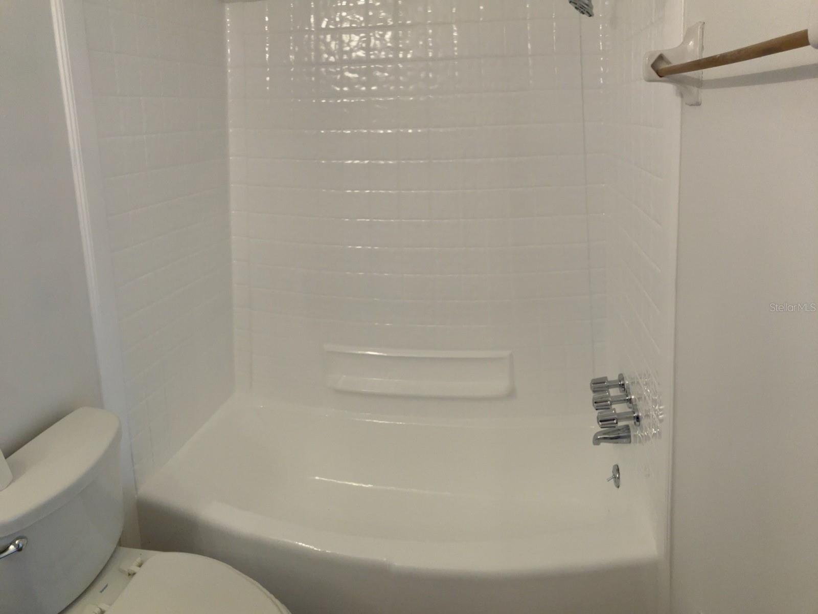 1051 VENETIAN PKWY — photo 15