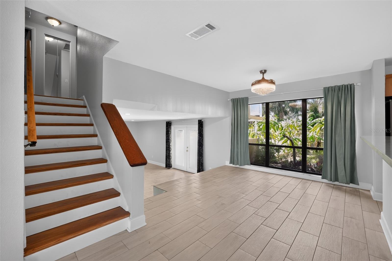 7001 BAYWOOD CT — photo 9