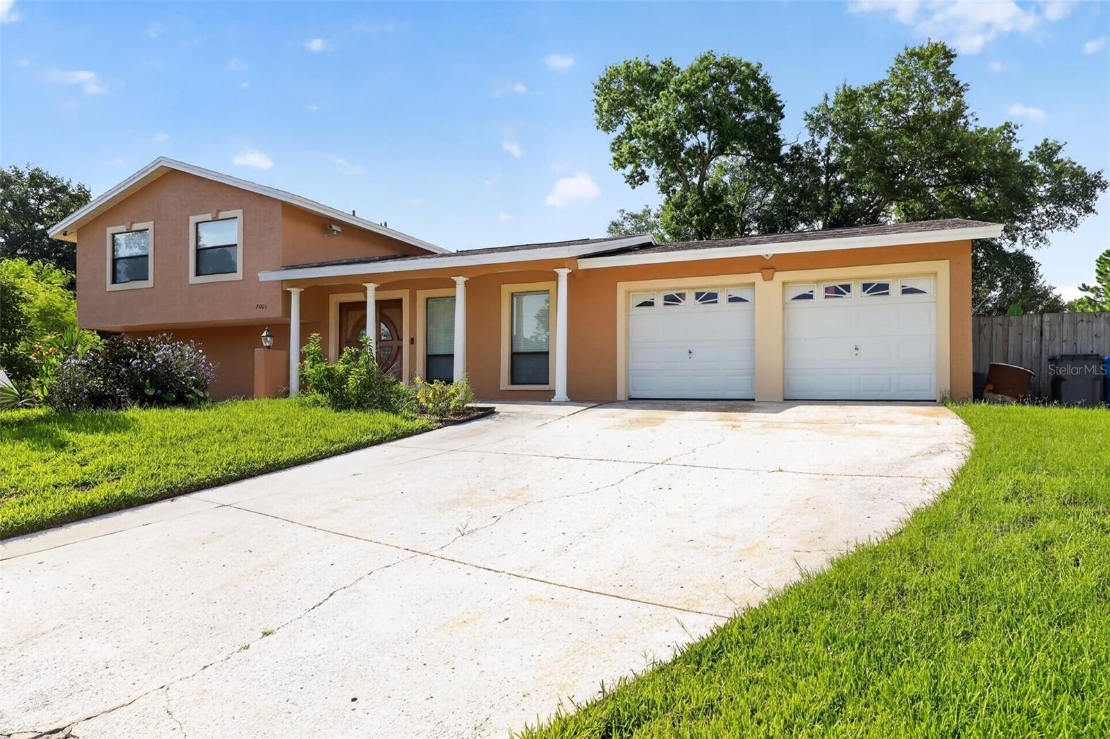 7001 BAYWOOD CT — photo 2
