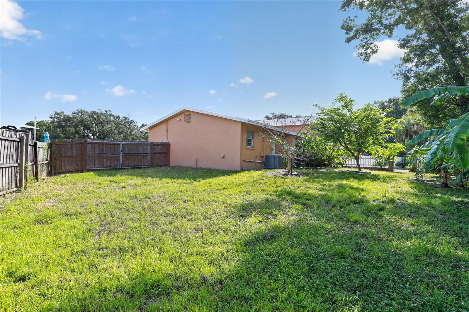 7001 BAYWOOD CT — photo 32