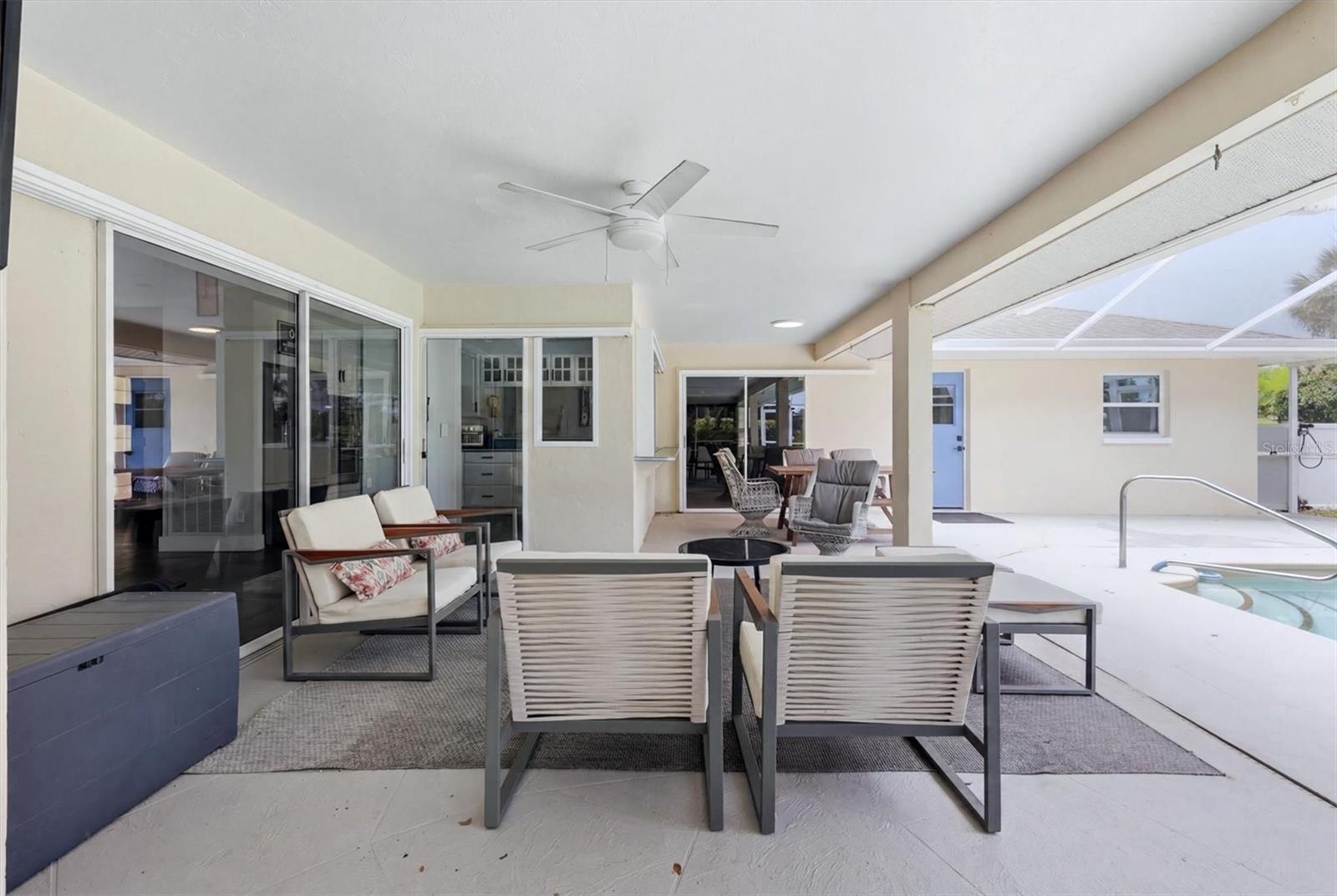 3900 TORREY PINES BLVD — photo 42