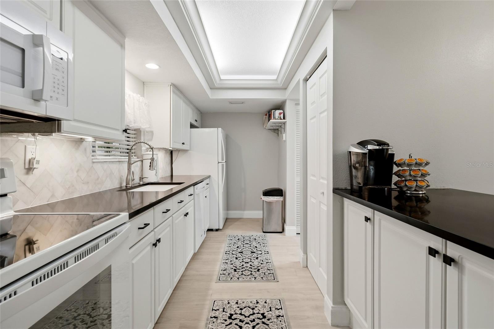 8003 JASMINE DR #8003 — photo 14