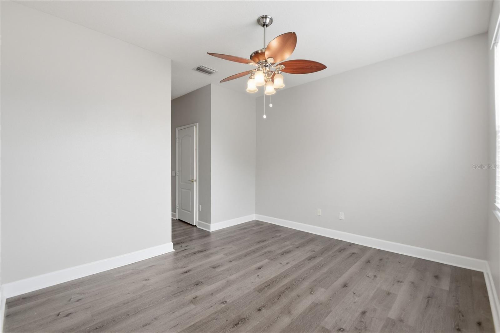 211 S WESTLAND AVE #1 — photo 25