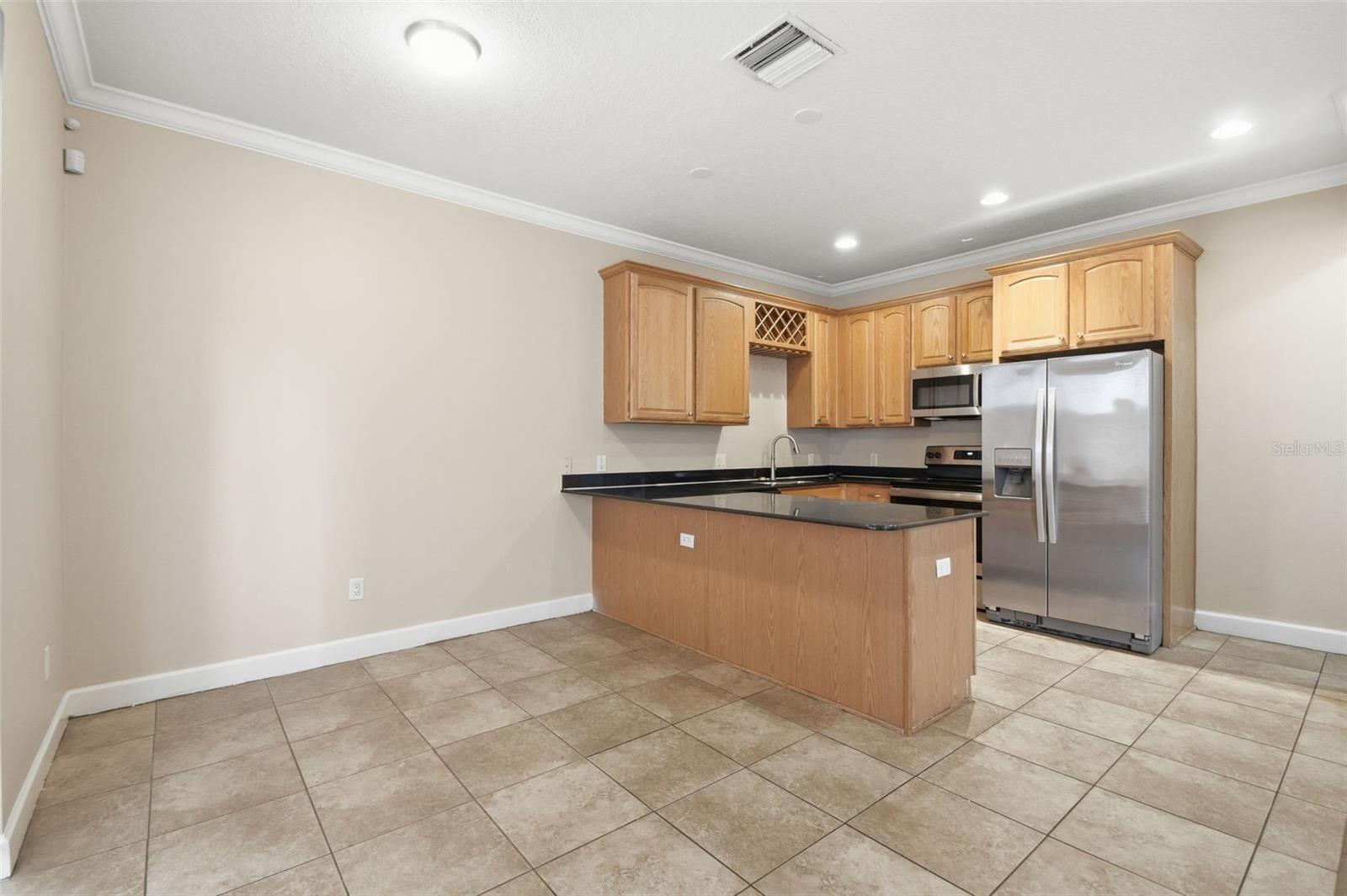 211 S WESTLAND AVE #1 — photo 16