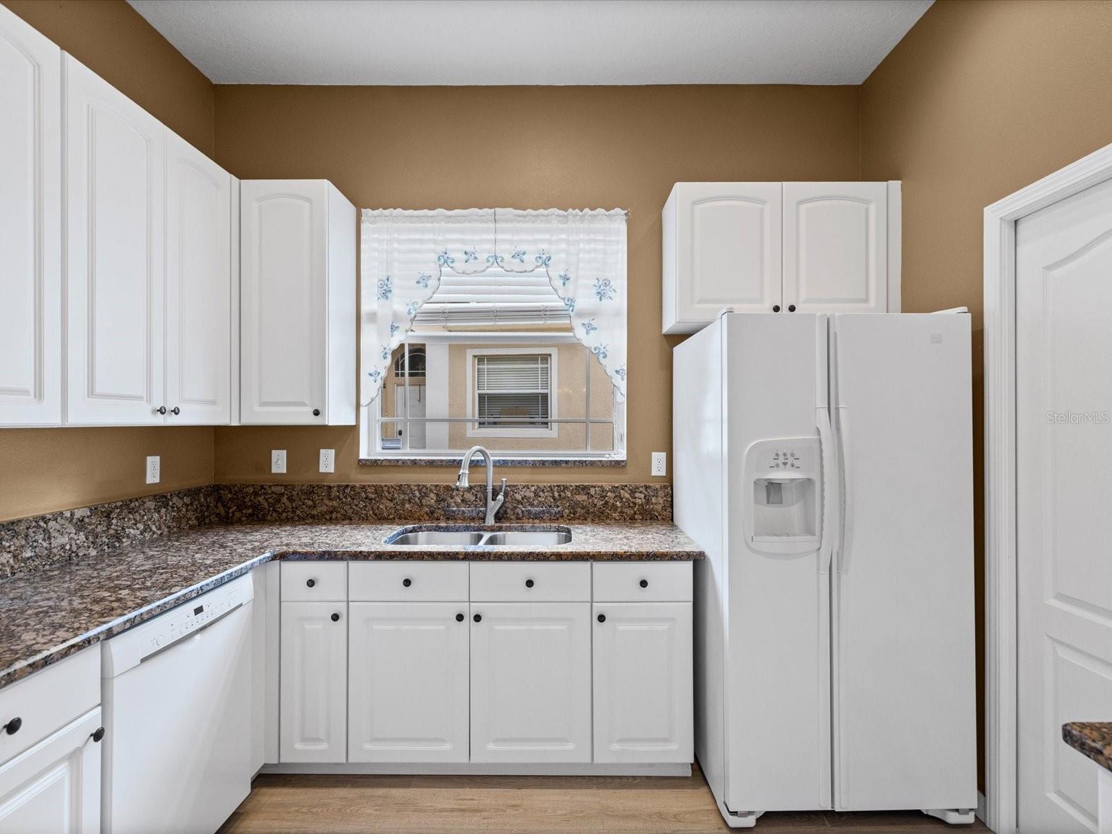 7637 WIMPOLE DR — photo 17