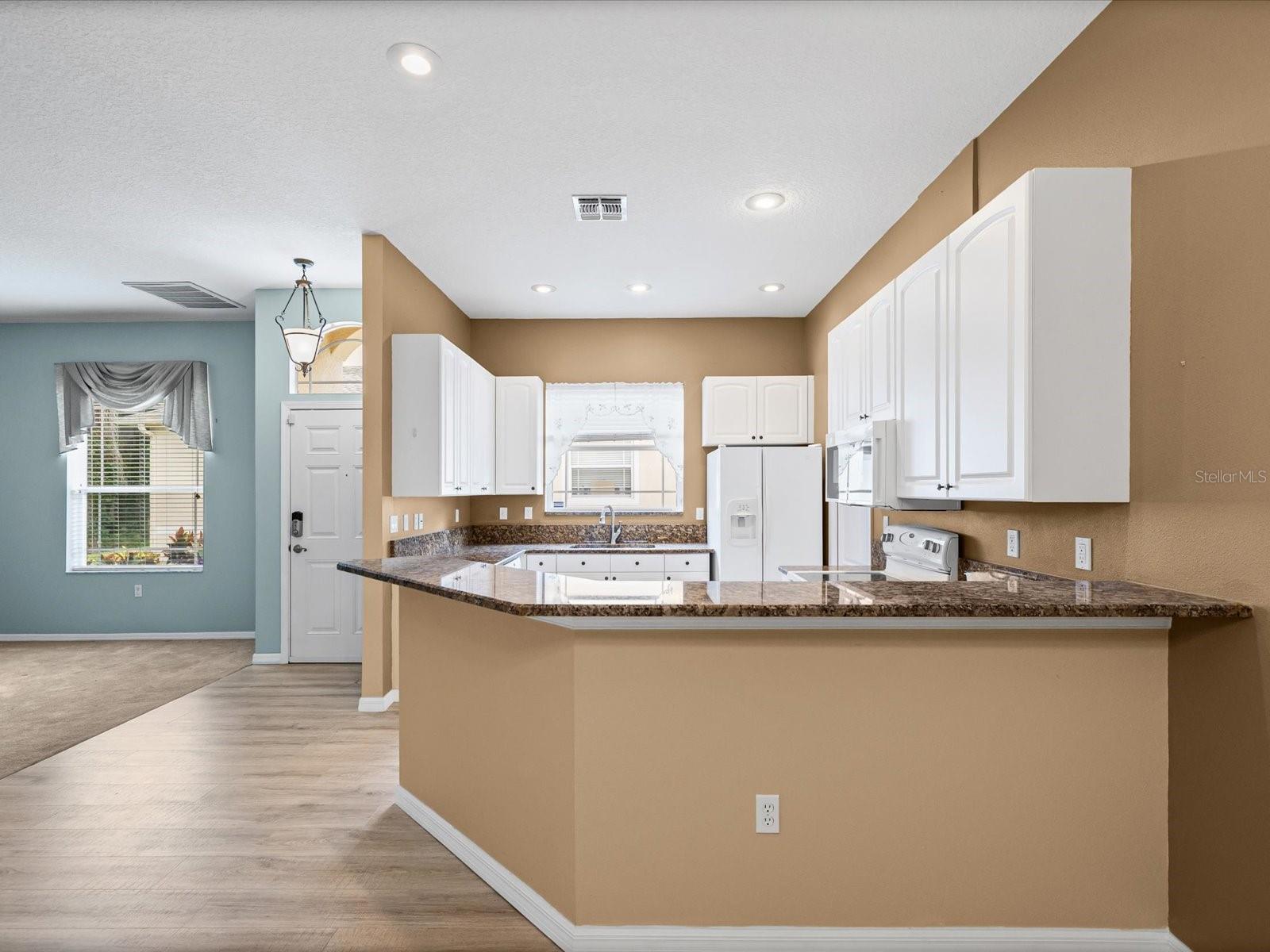 7637 WIMPOLE DR — photo 21