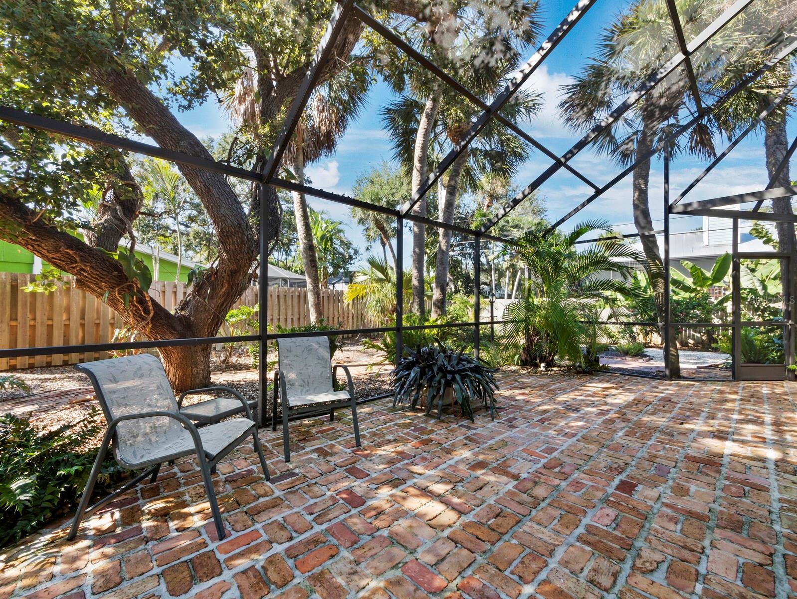 5451 SHADOW LAWN DR — photo 23