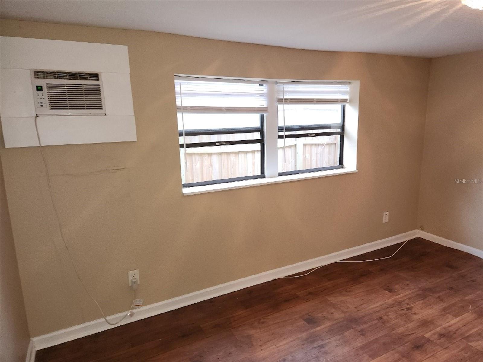 2135 8TH AVE N #2 — photo 4