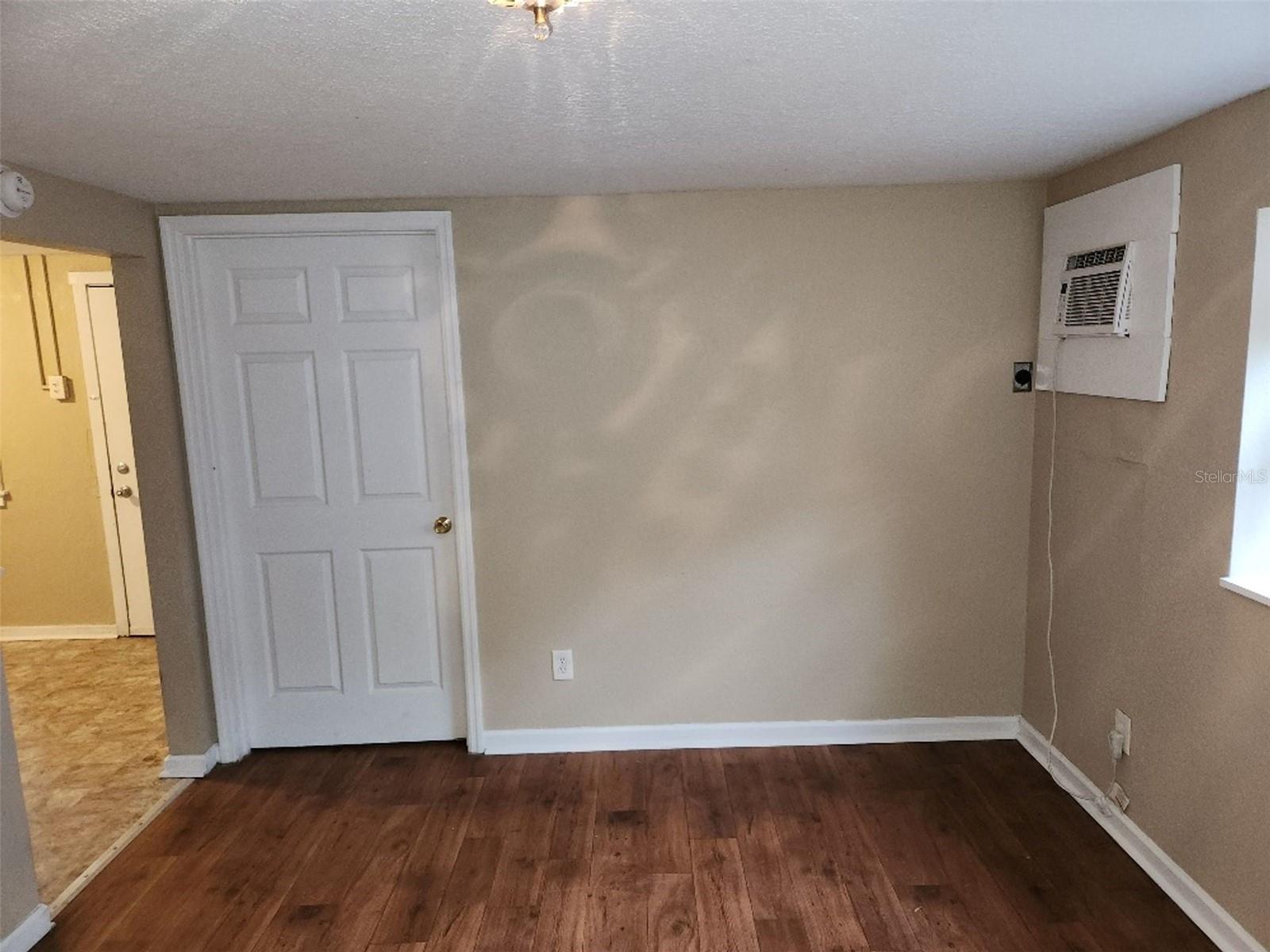 2135 8TH AVE N #2 — photo 3