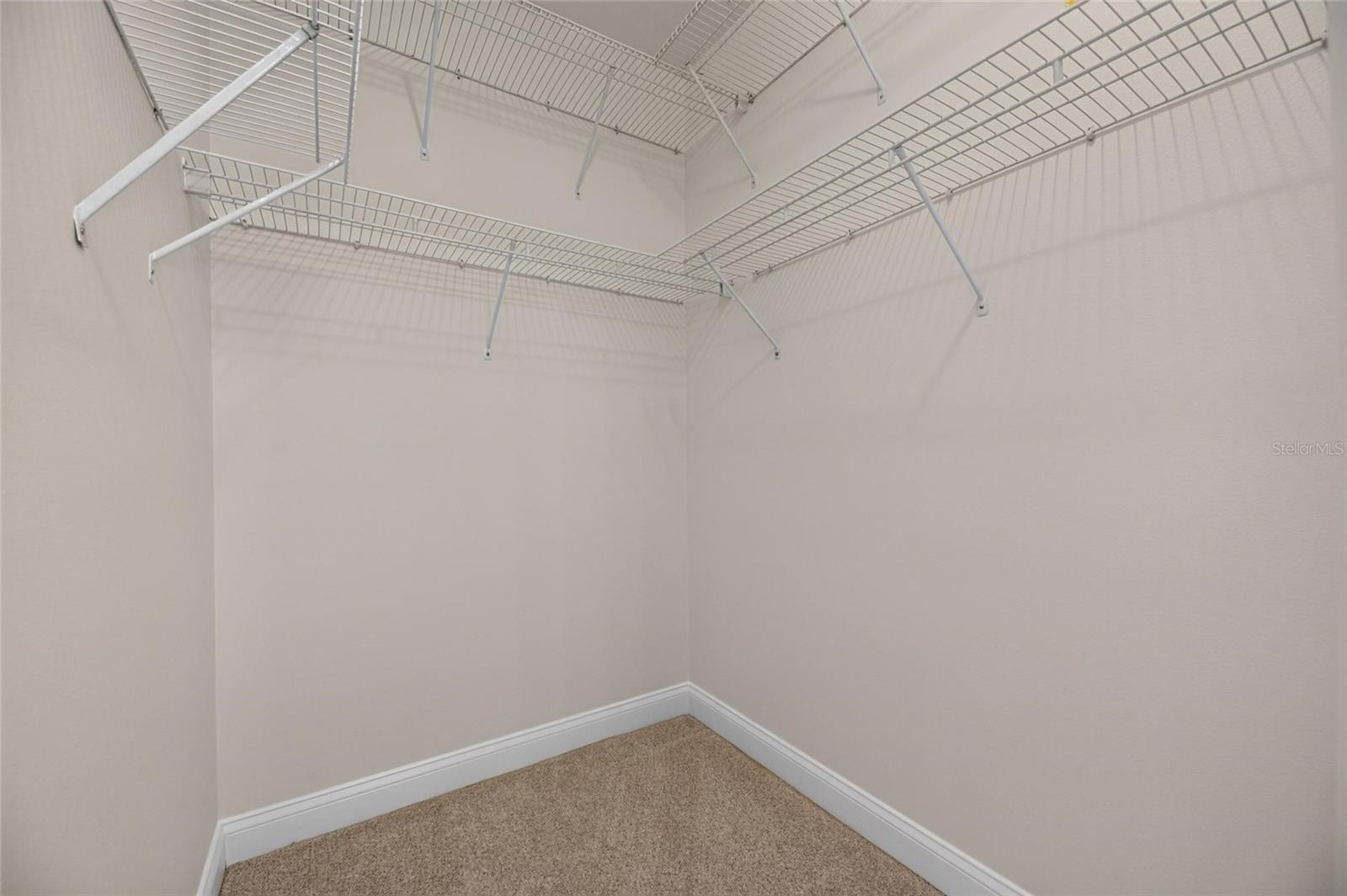 824 ISLEBAY DR — photo 58