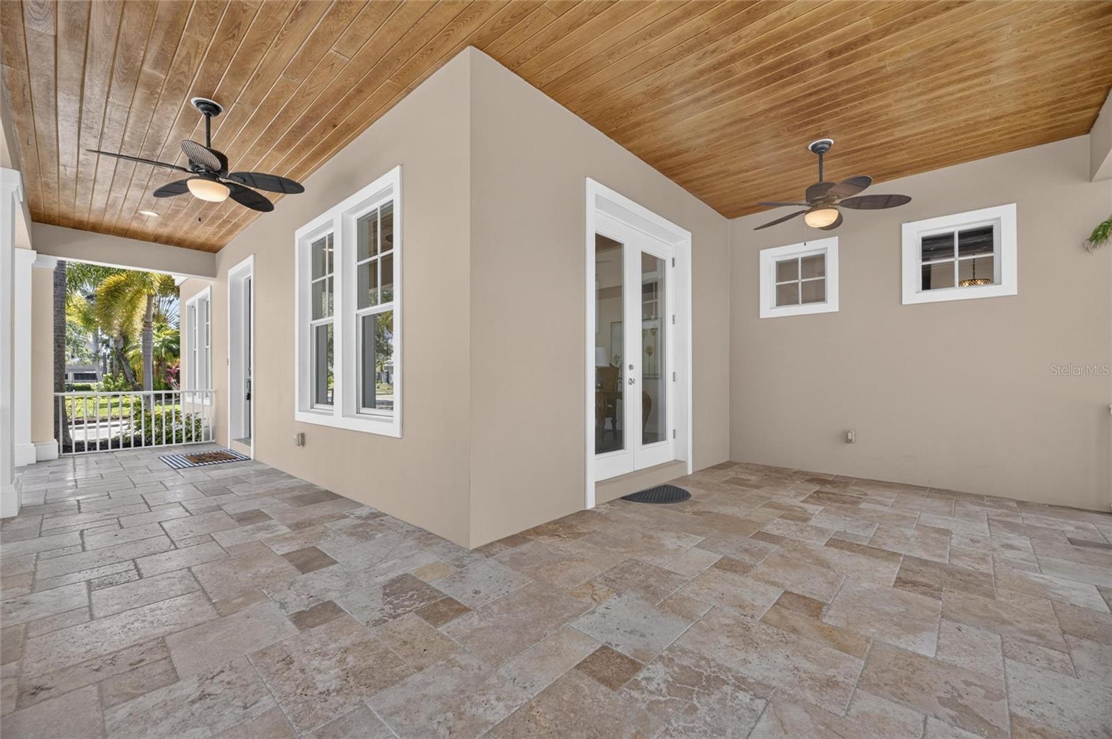 824 ISLEBAY DR — photo 8