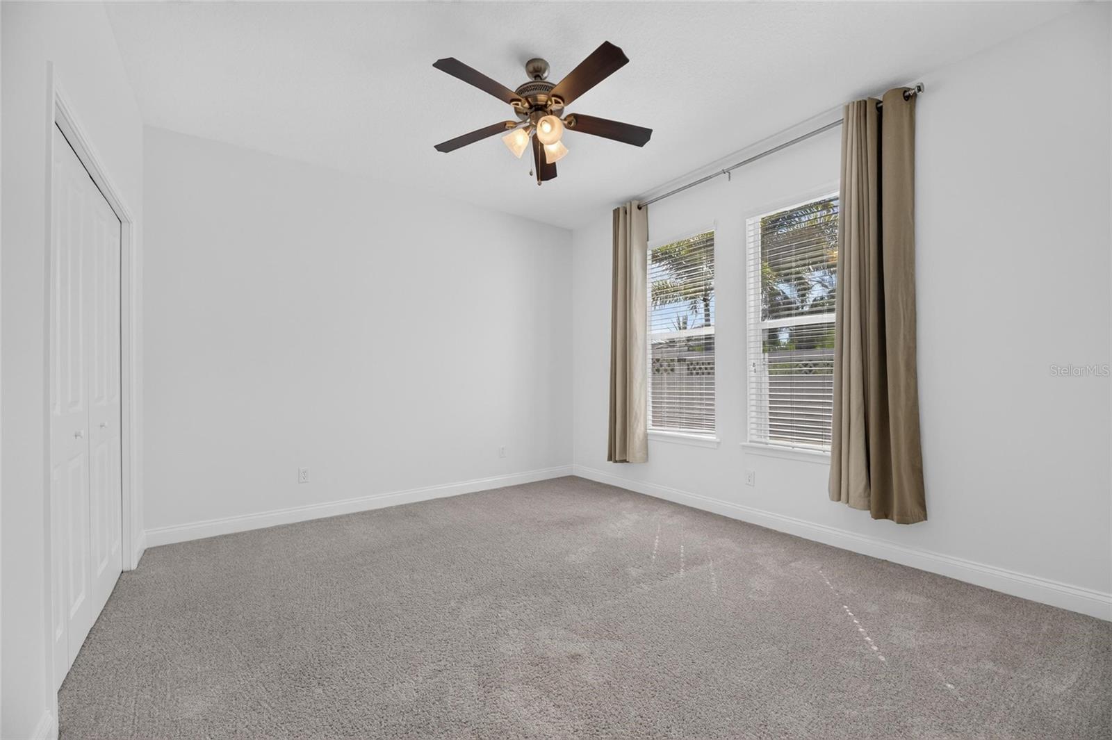 824 ISLEBAY DR — photo 38