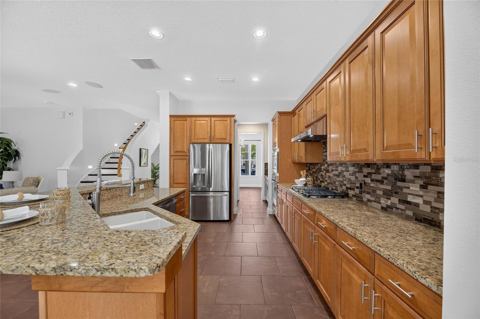 824 ISLEBAY DR — photo 30