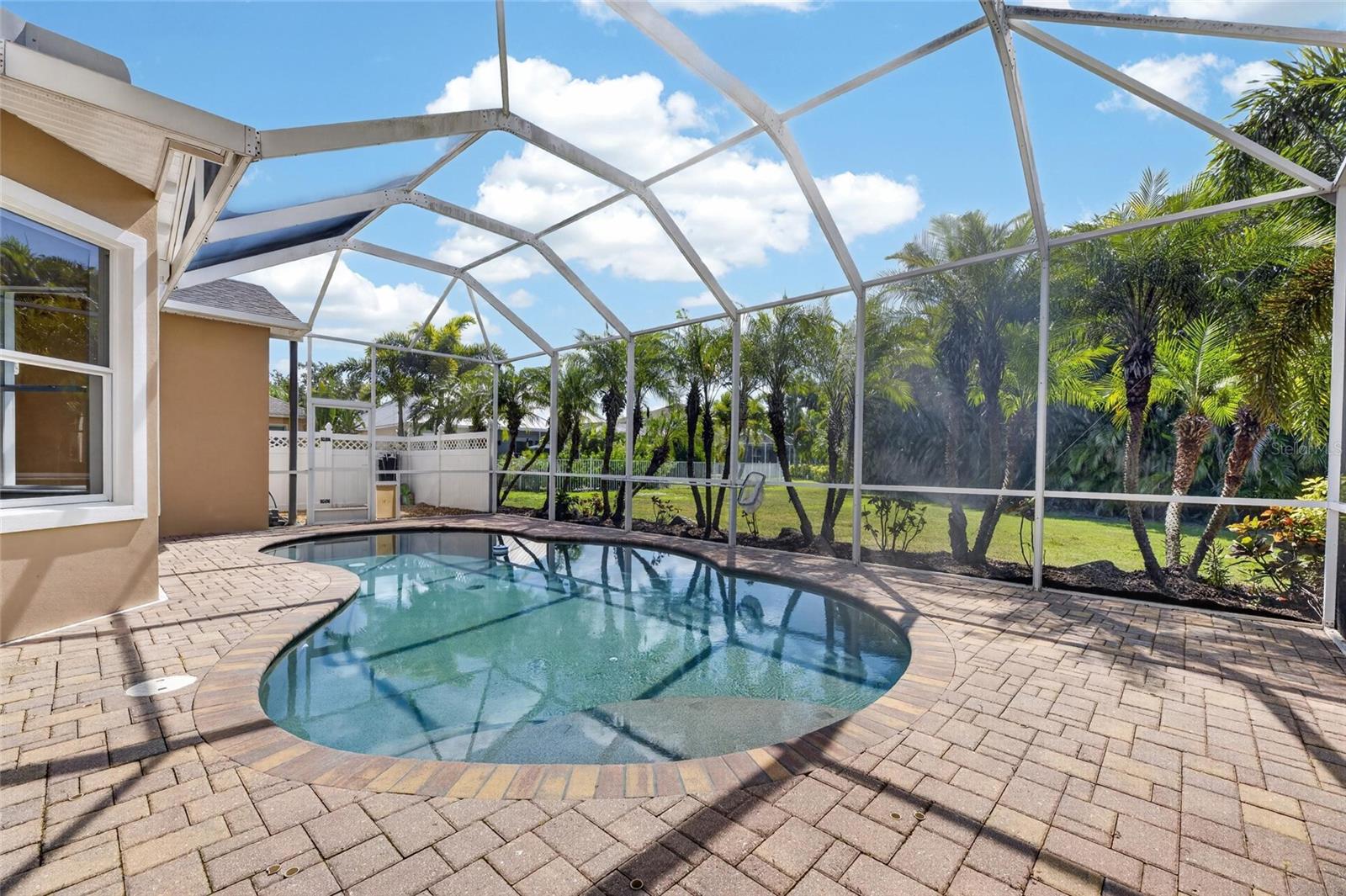 824 ISLEBAY DR — photo 74