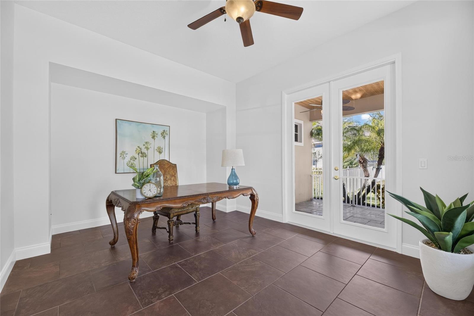 824 ISLEBAY DR — photo 15