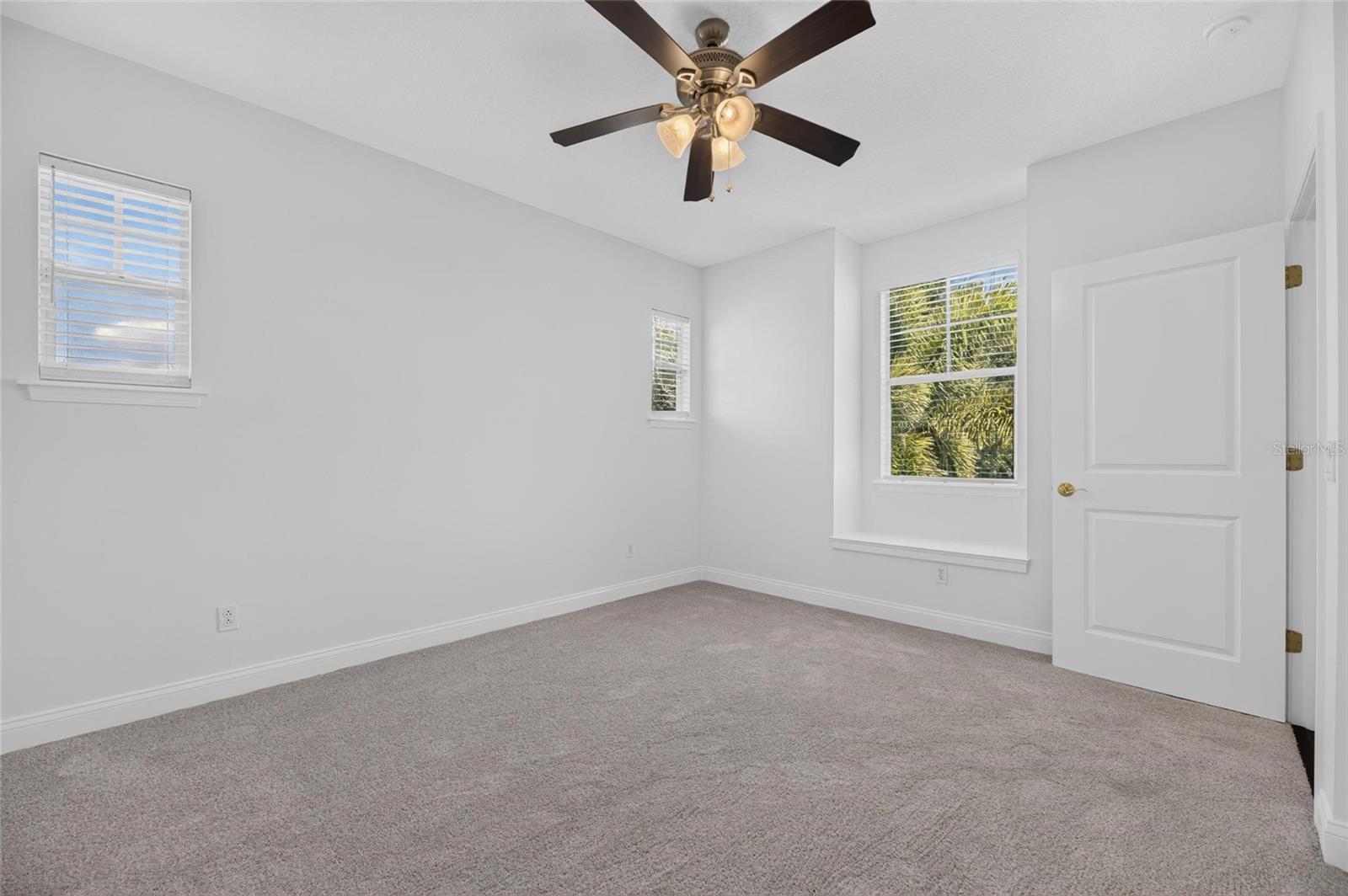 824 ISLEBAY DR — photo 56