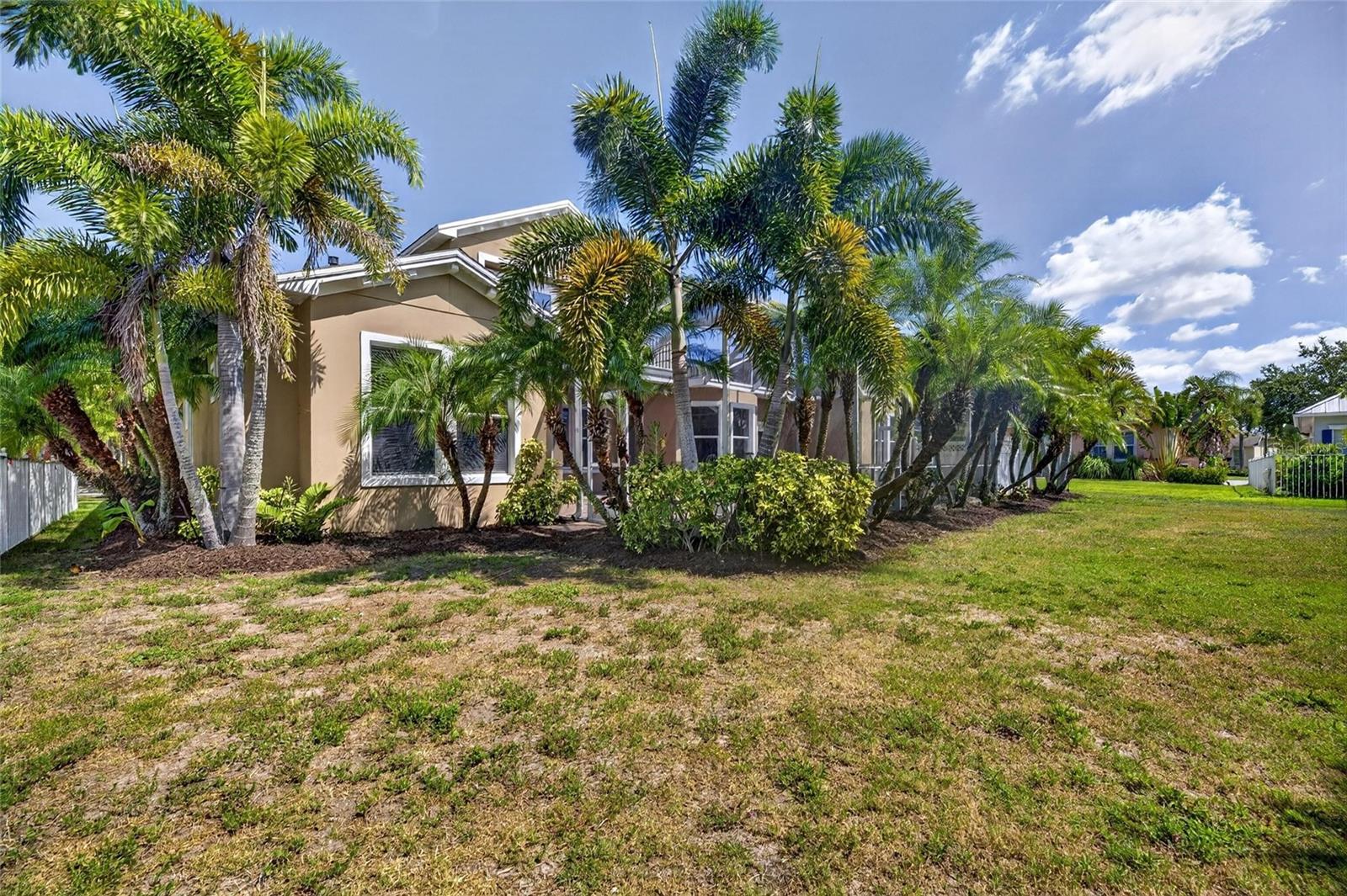 824 ISLEBAY DR — photo 78