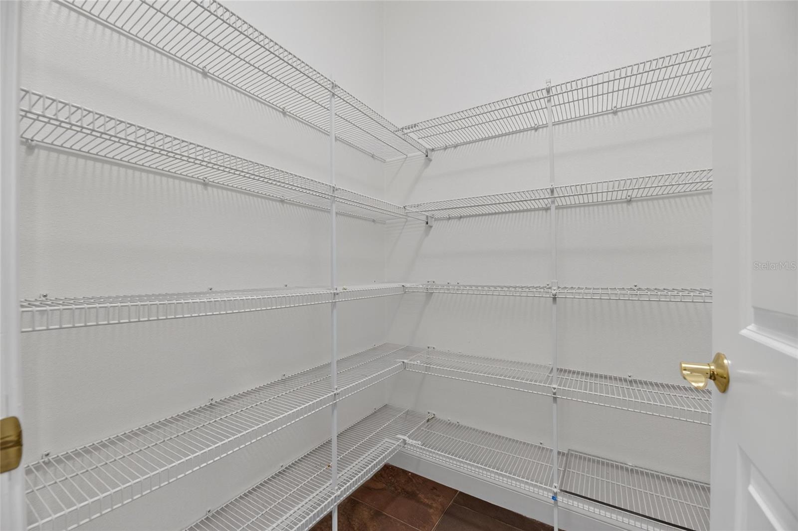 824 ISLEBAY DR — photo 21