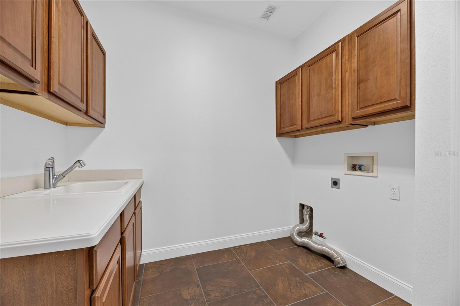 824 ISLEBAY DR — photo 51