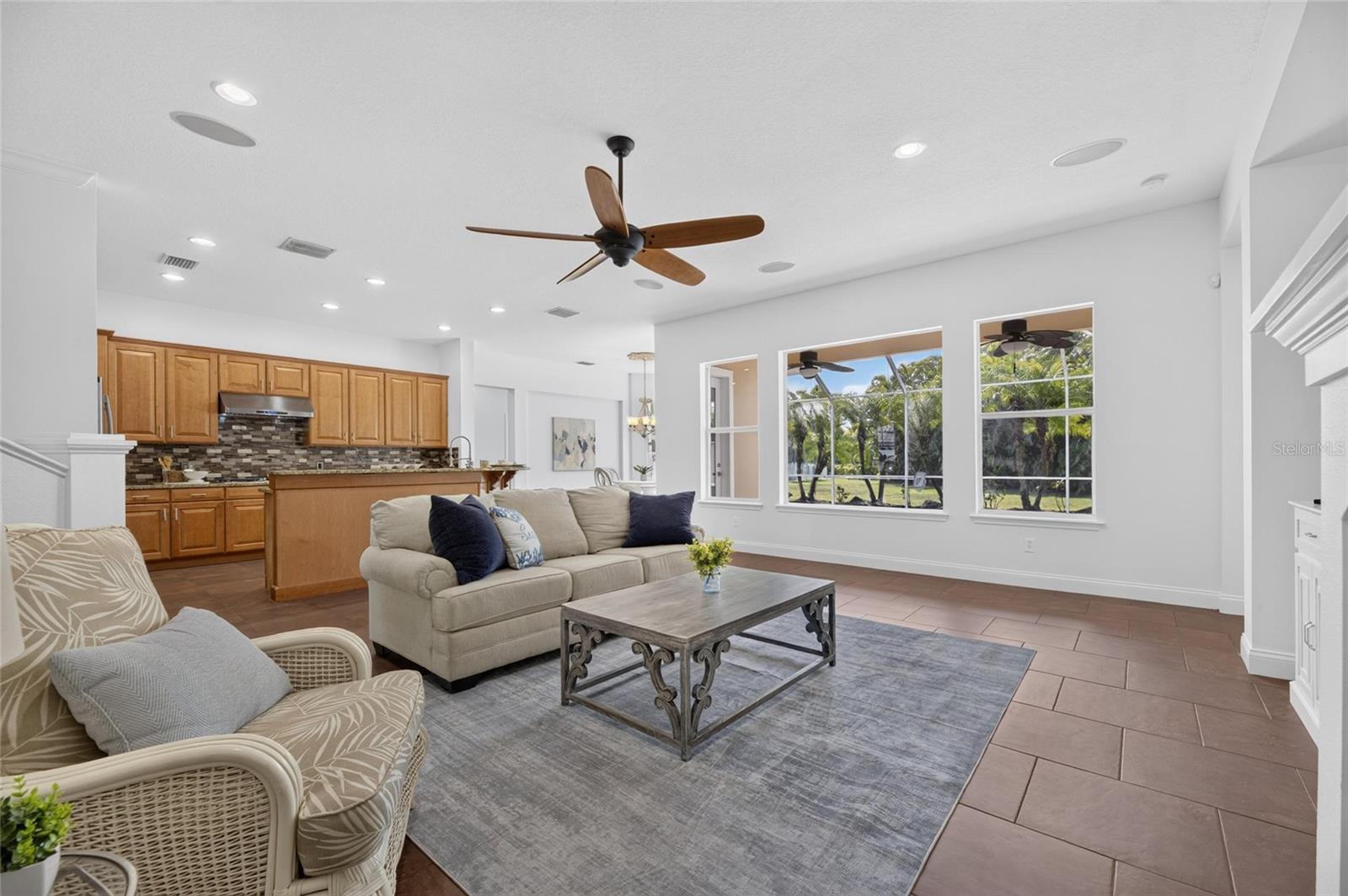 824 ISLEBAY DR — photo 4