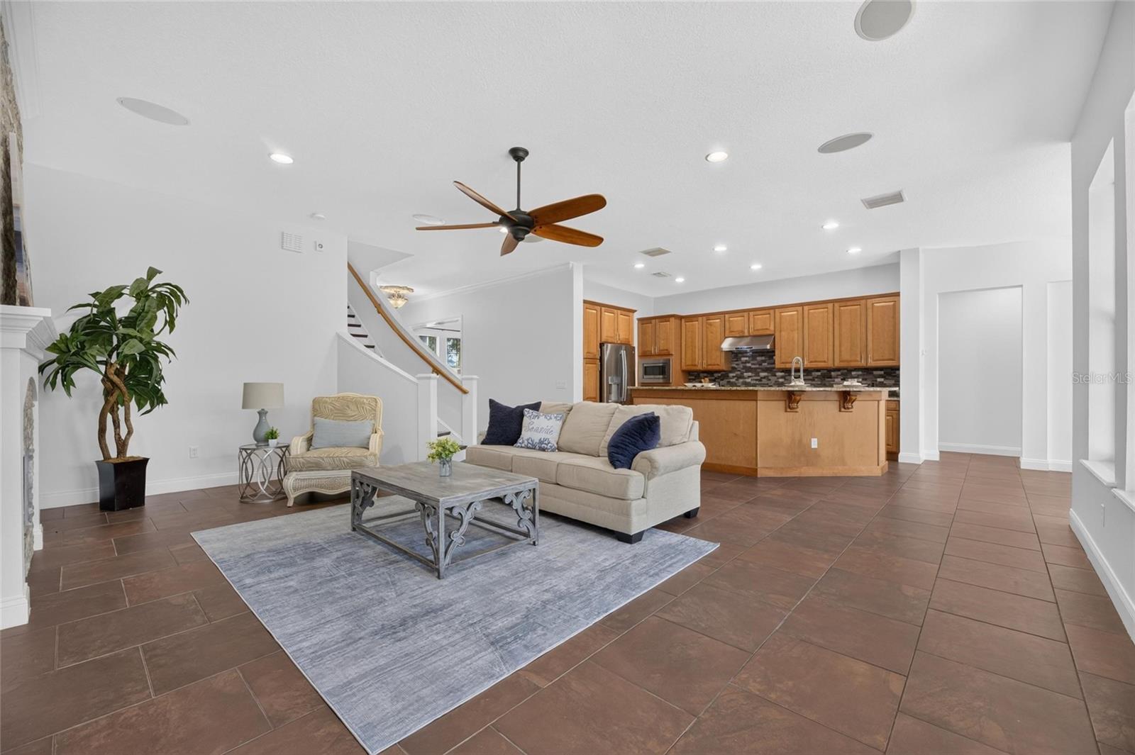 824 ISLEBAY DR — photo 24