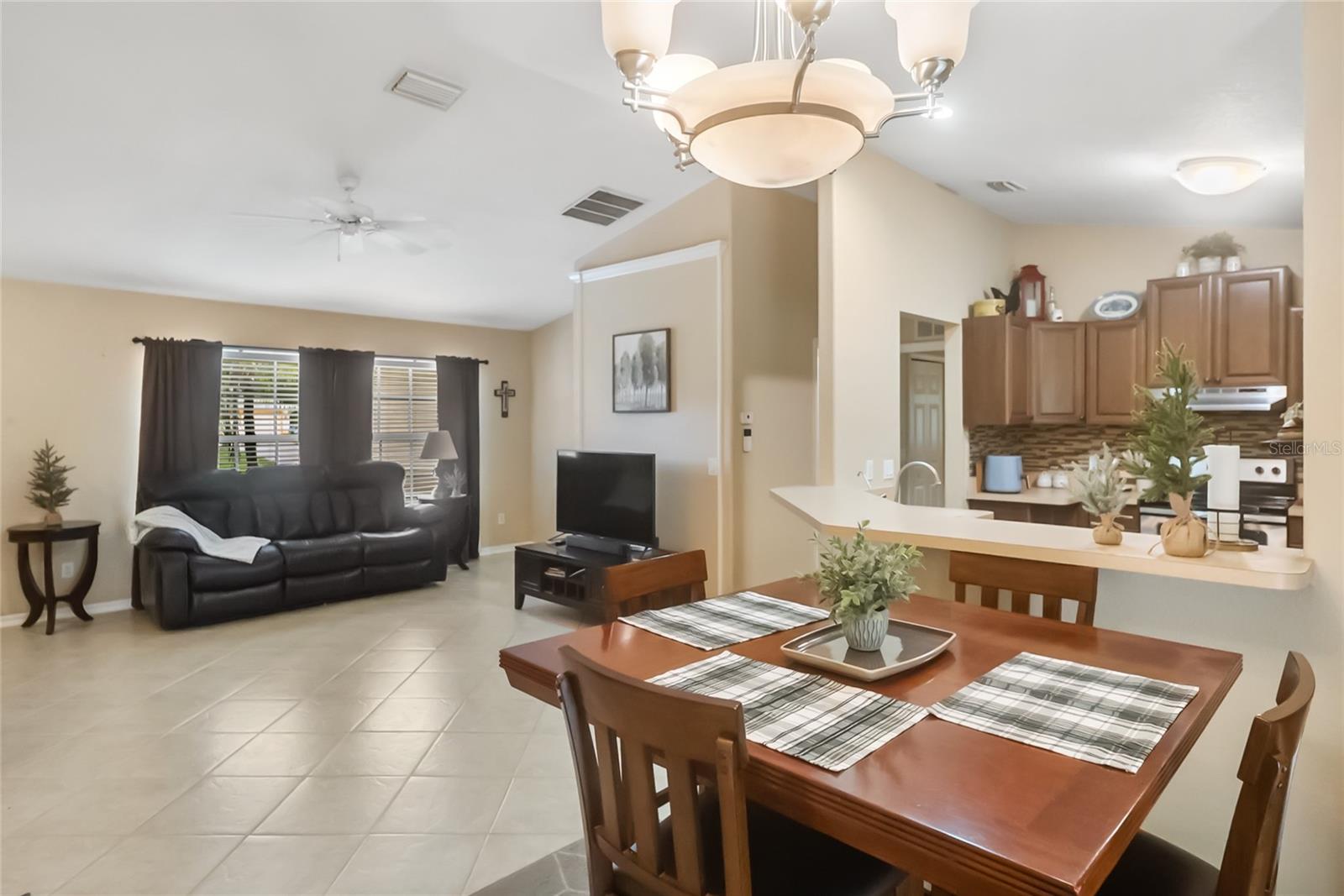 5175 HORNBUCKLE BLVD — photo 7