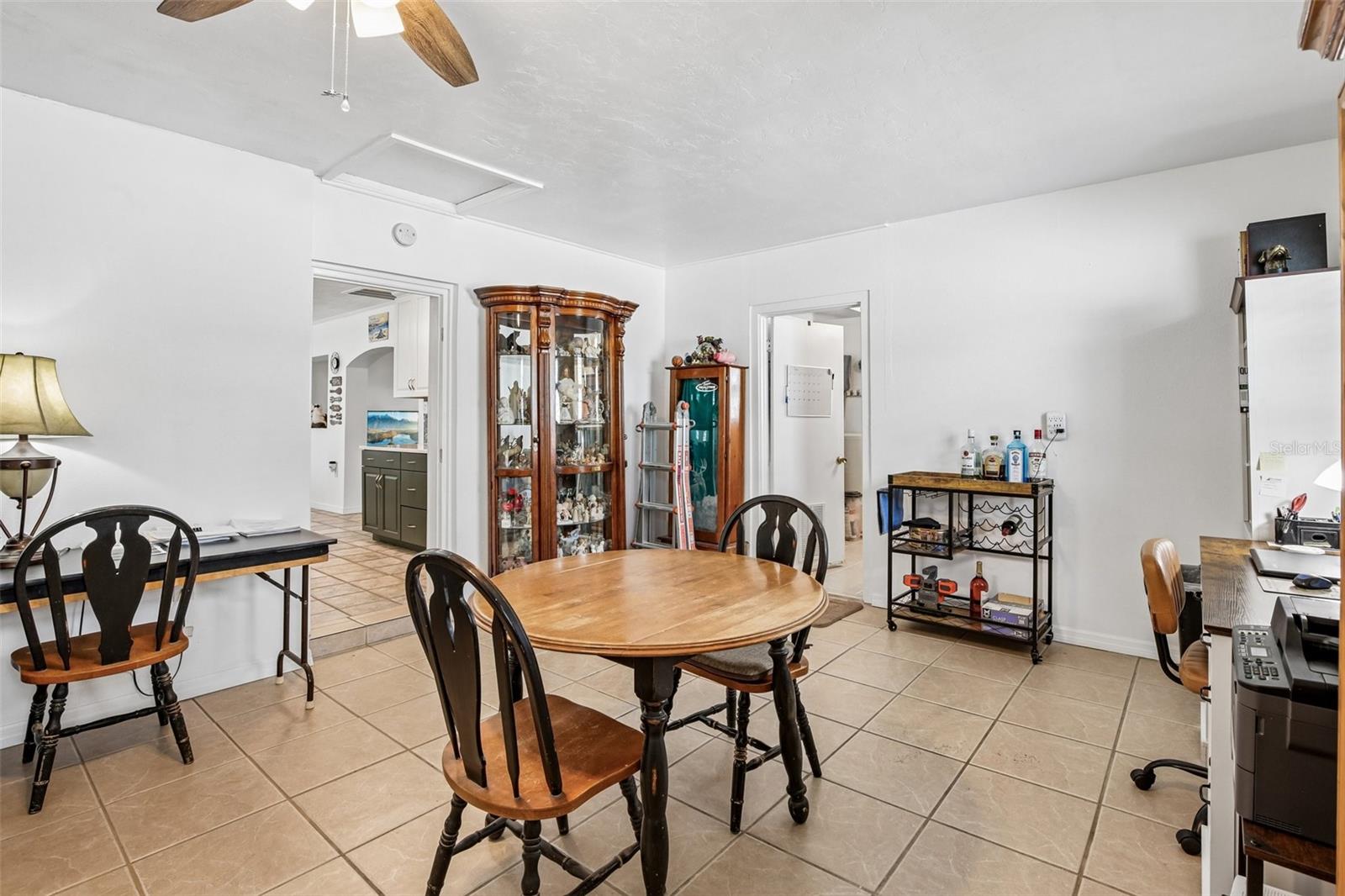 806 BLUE HERON BLVD — photo 12