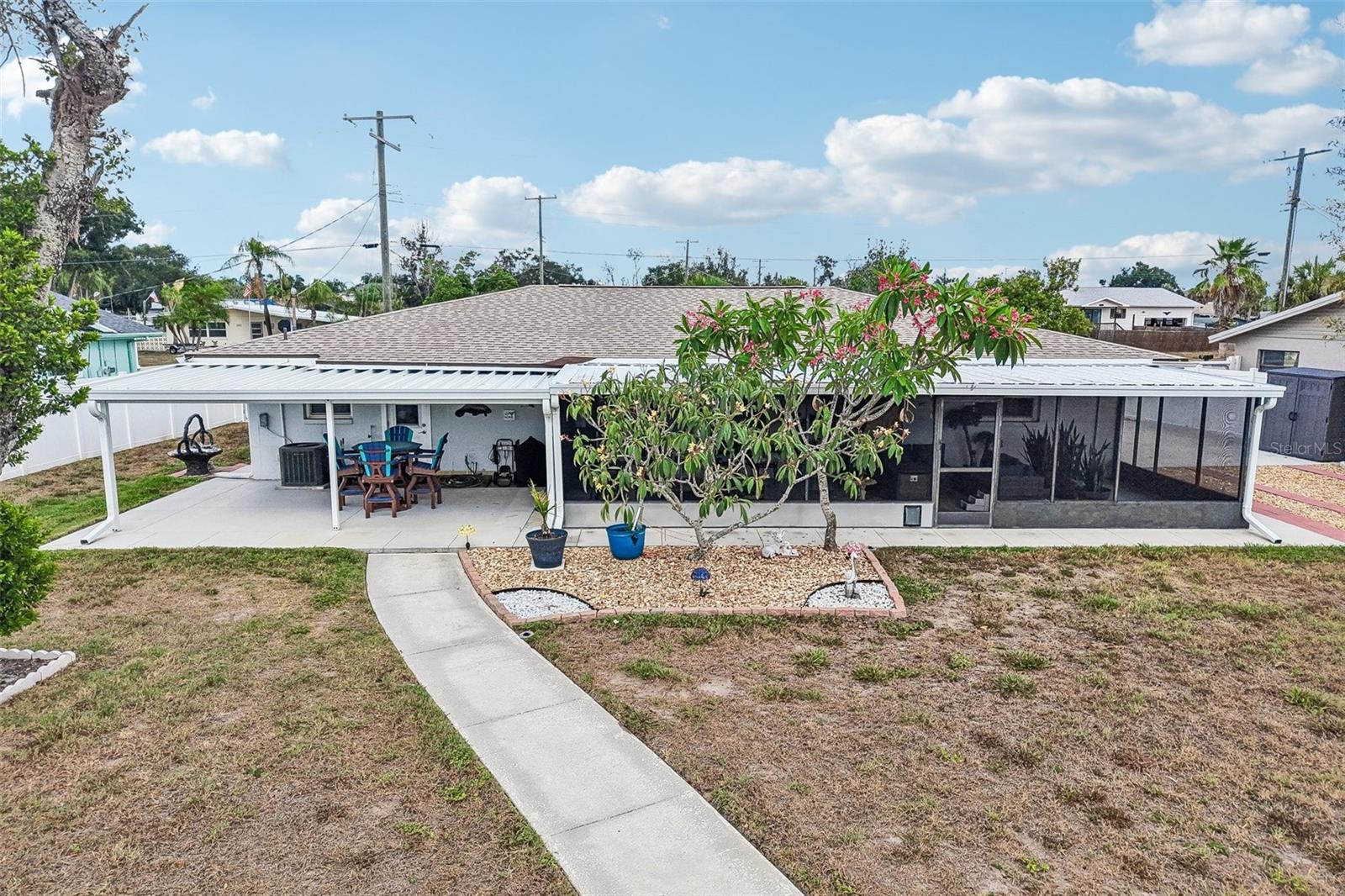 806 BLUE HERON BLVD — photo 29