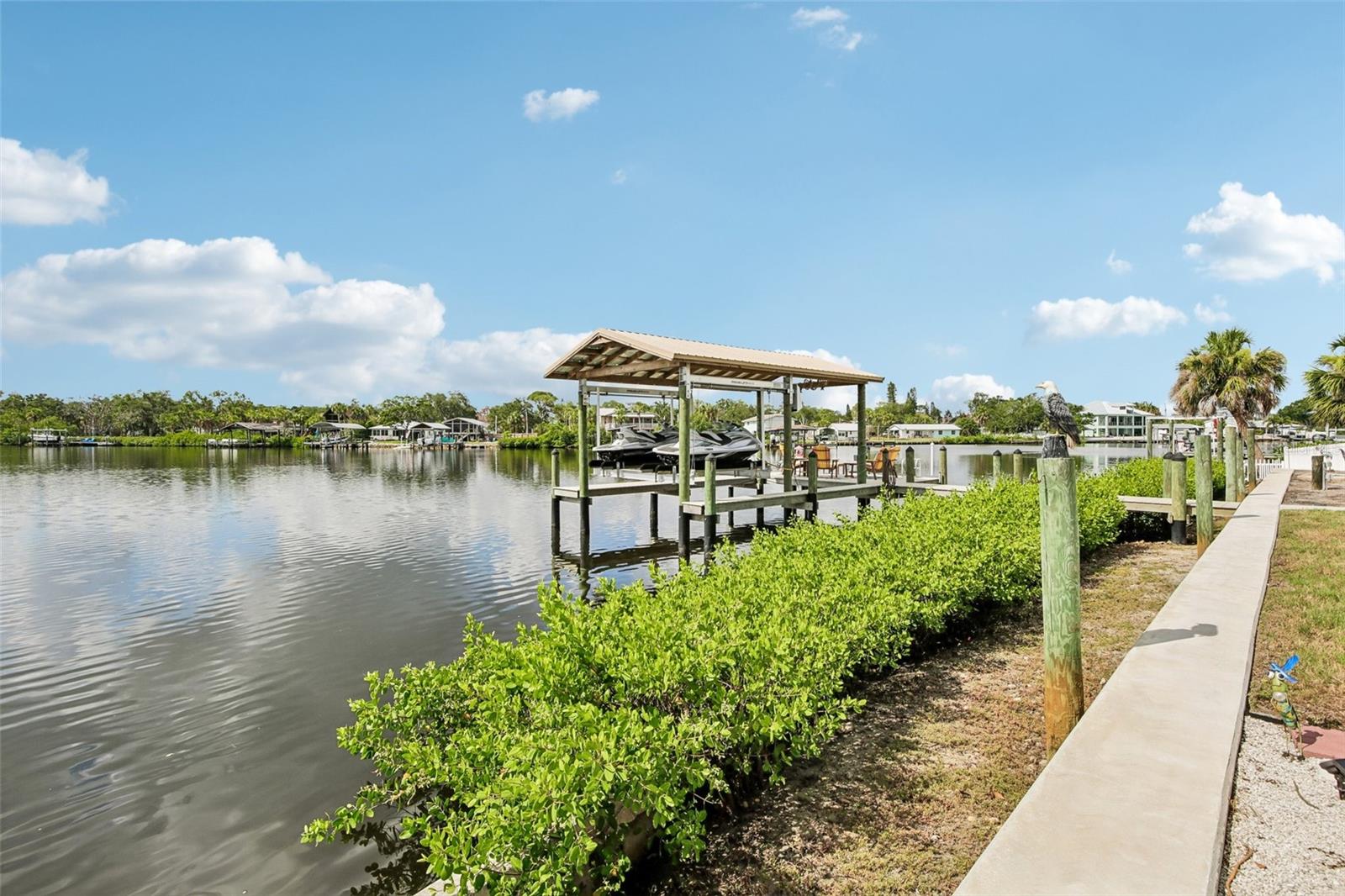 806 BLUE HERON BLVD — photo 25
