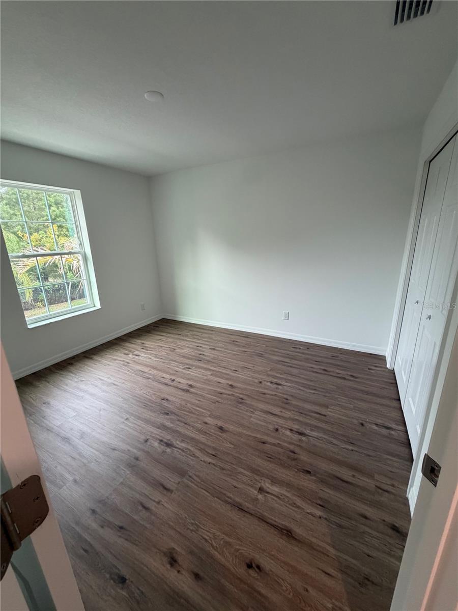 2577 6TH AVENUE DR E — photo 11