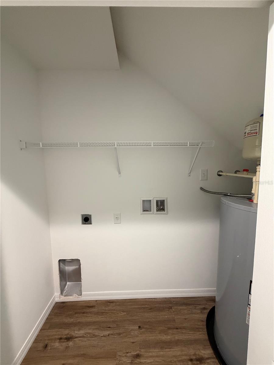 2577 6TH AVENUE DR E — photo 12