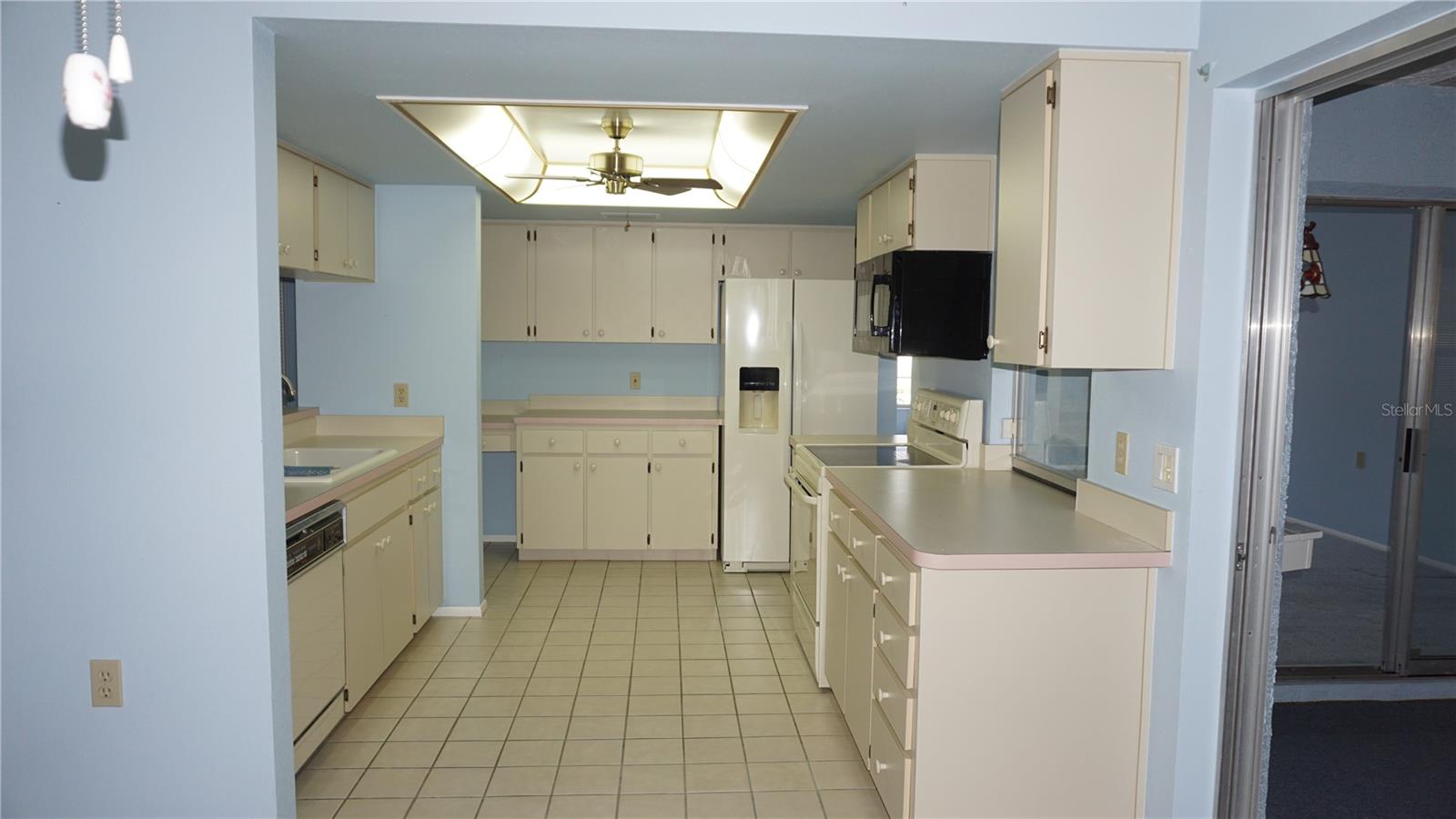 10512 TAPESTRY DR — photo 6