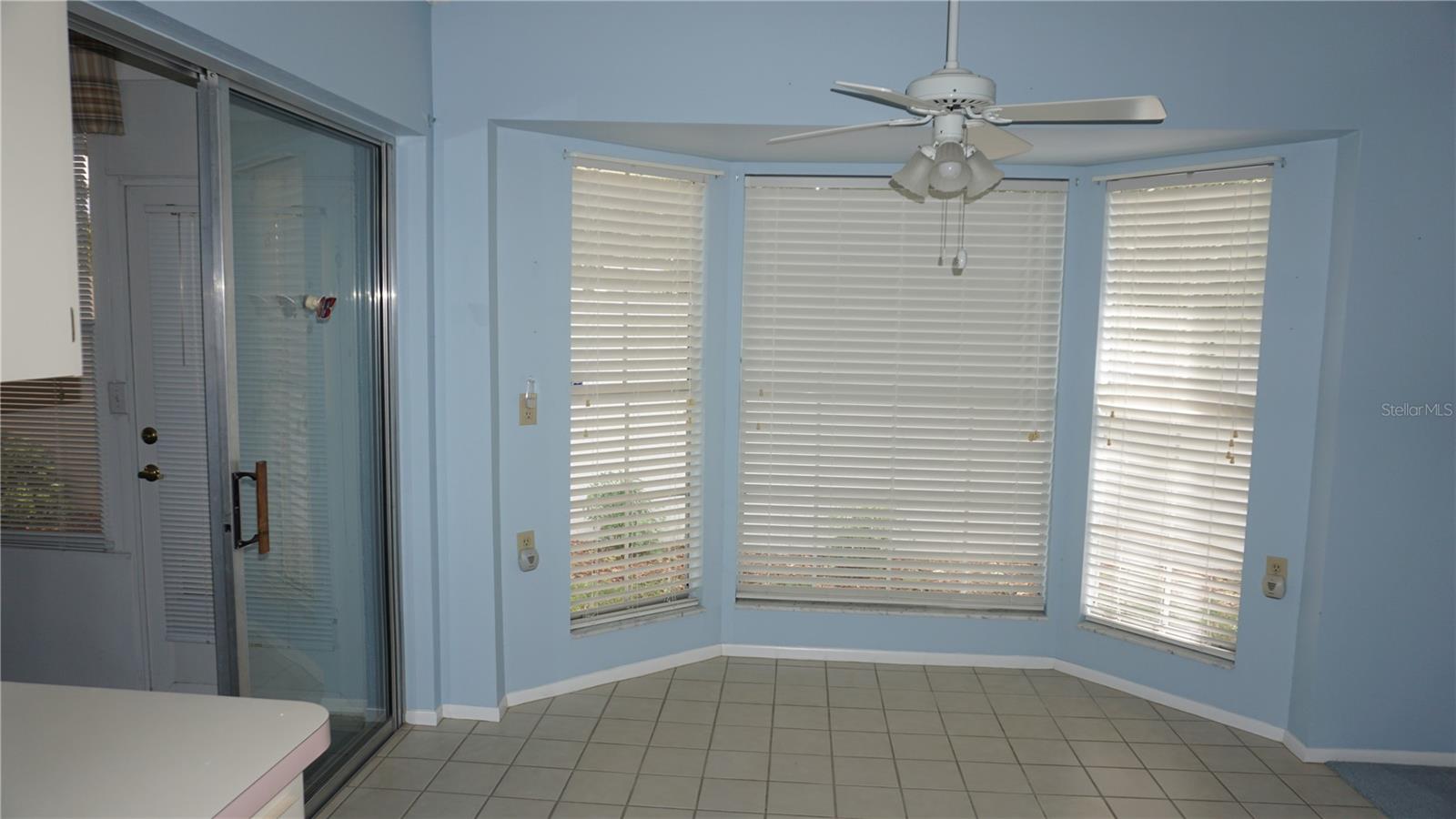 10512 TAPESTRY DR — photo 4