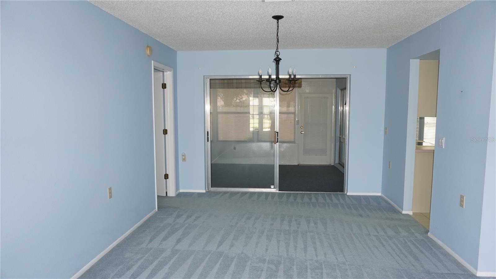 10512 TAPESTRY DR — photo 12