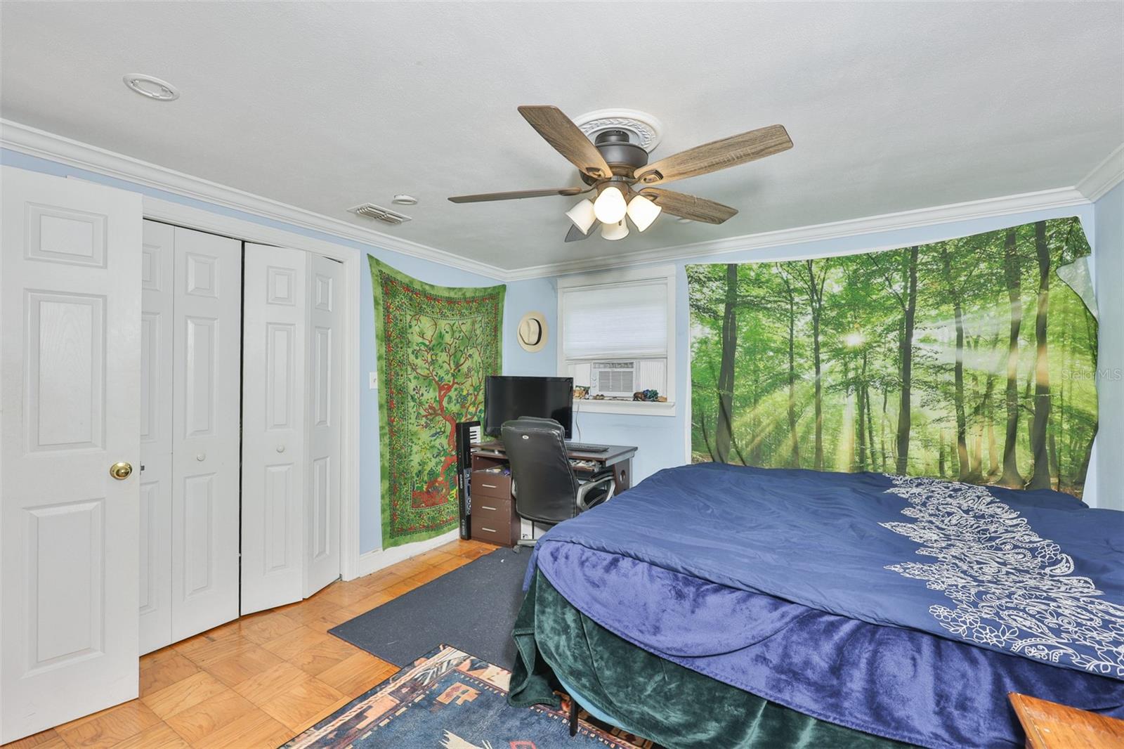 401 OVERLAND DR — photo 24