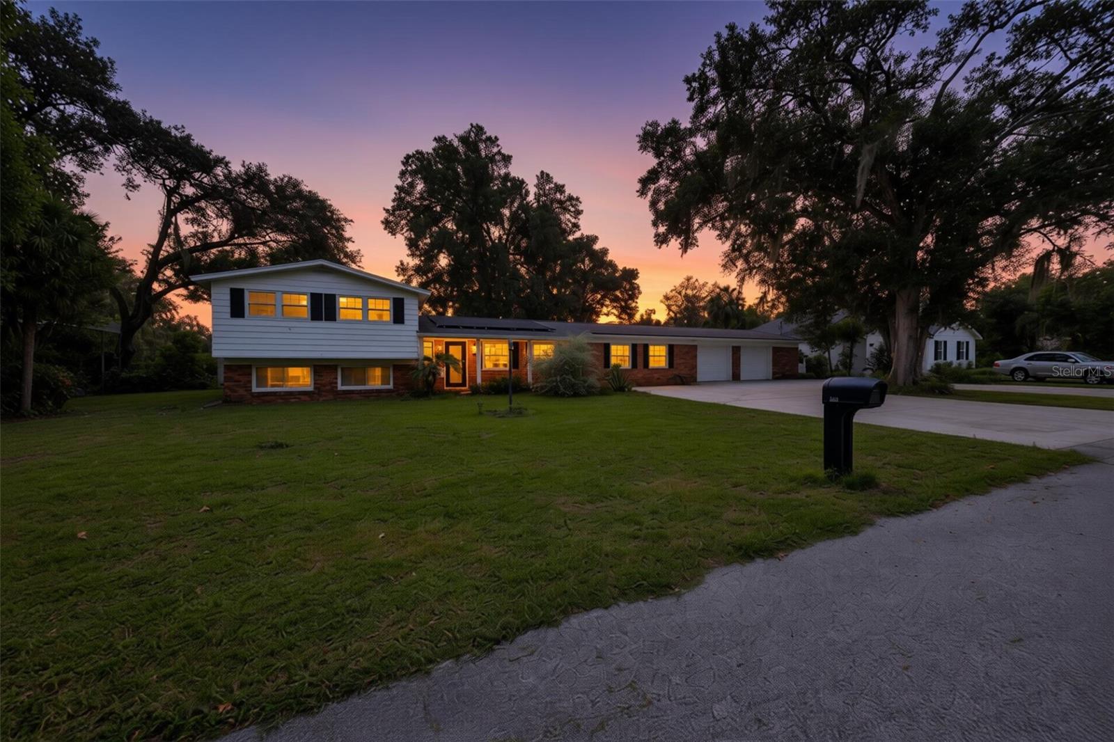 401 OVERLAND DR — photo 3