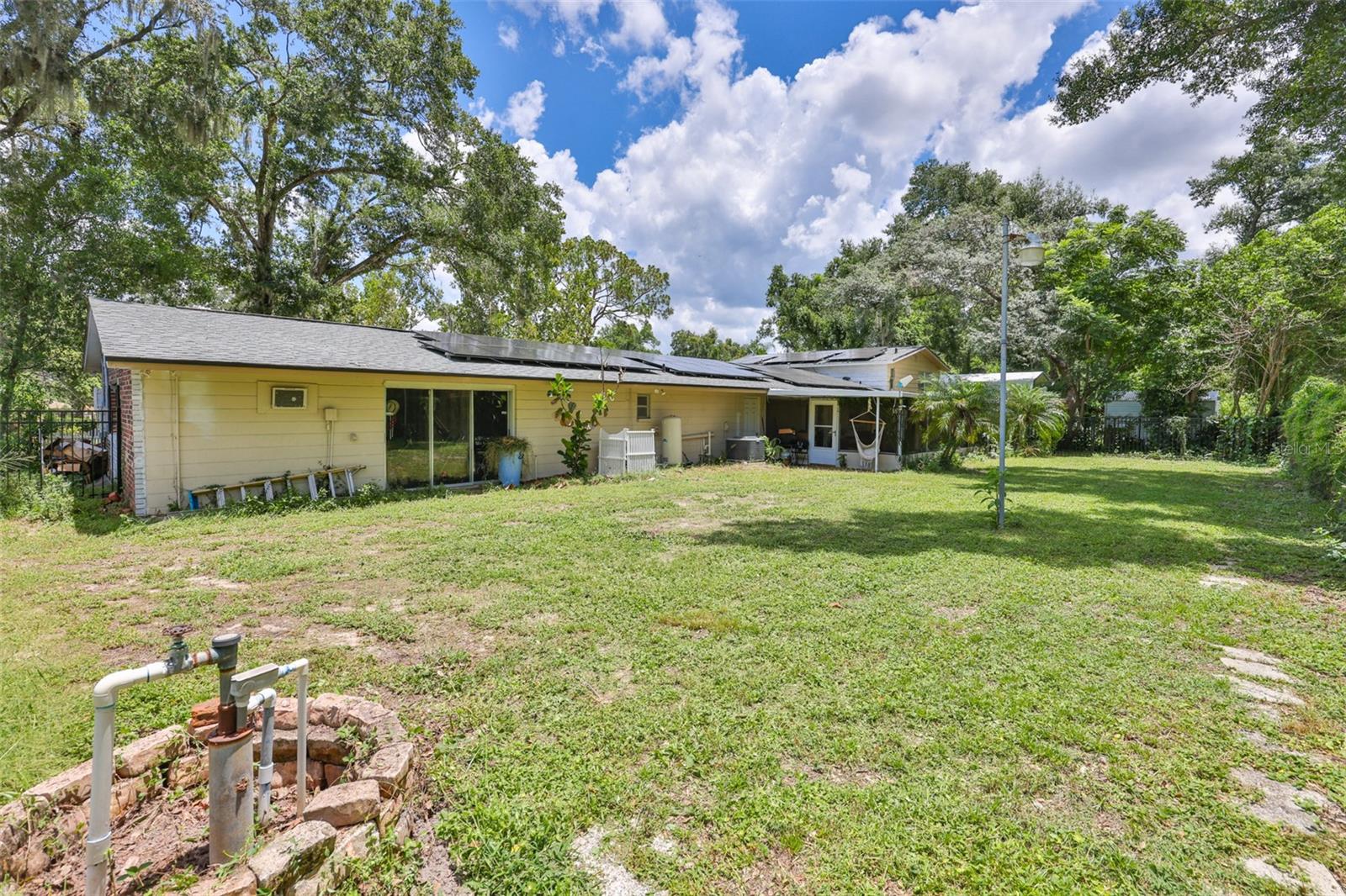 401 OVERLAND DR — photo 36