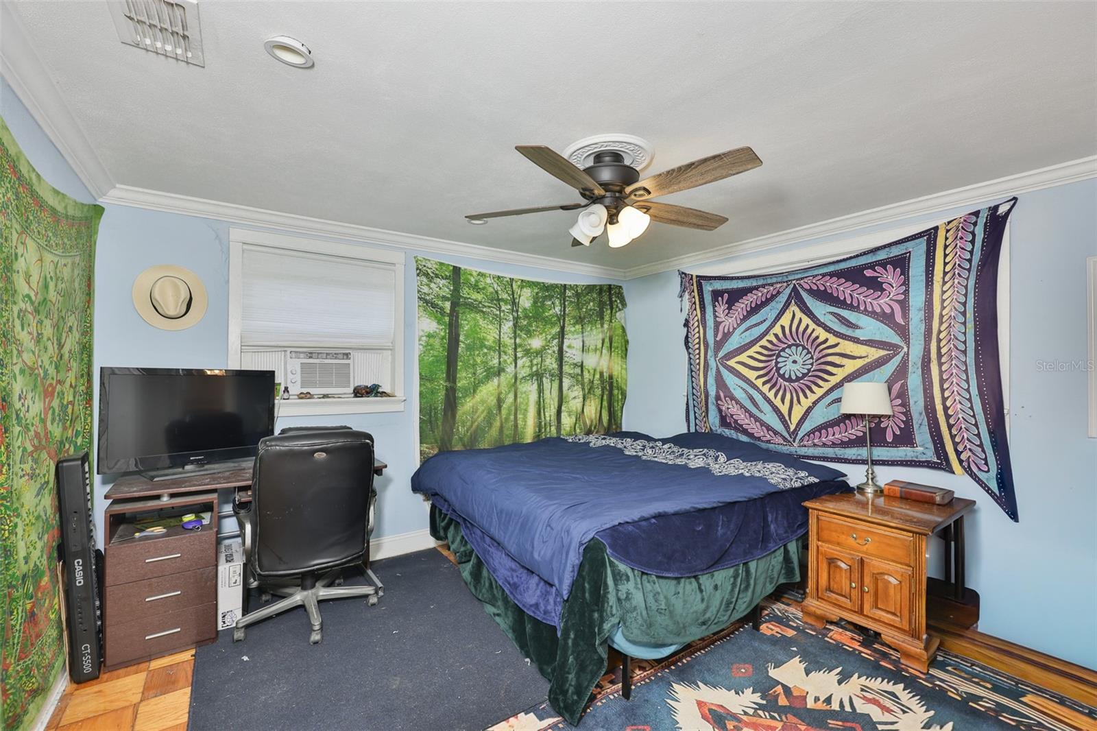 401 OVERLAND DR — photo 23