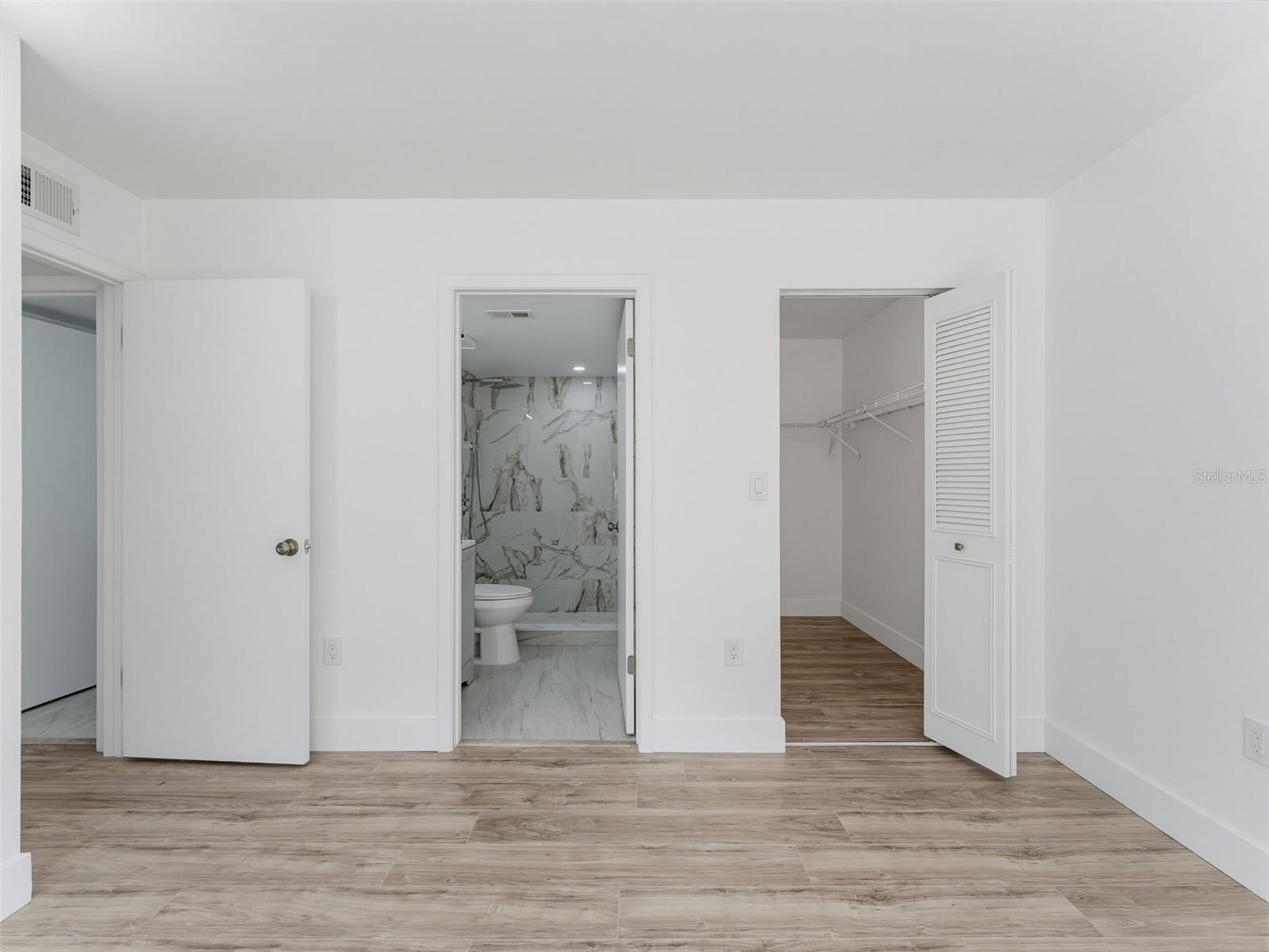 1261 PINE RIDGE CIR W #D1 — photo 11
