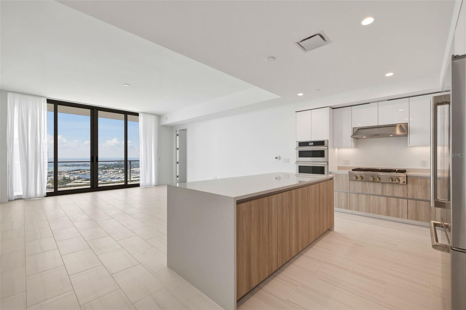400 CENTRAL AVE #3103 — photo 4