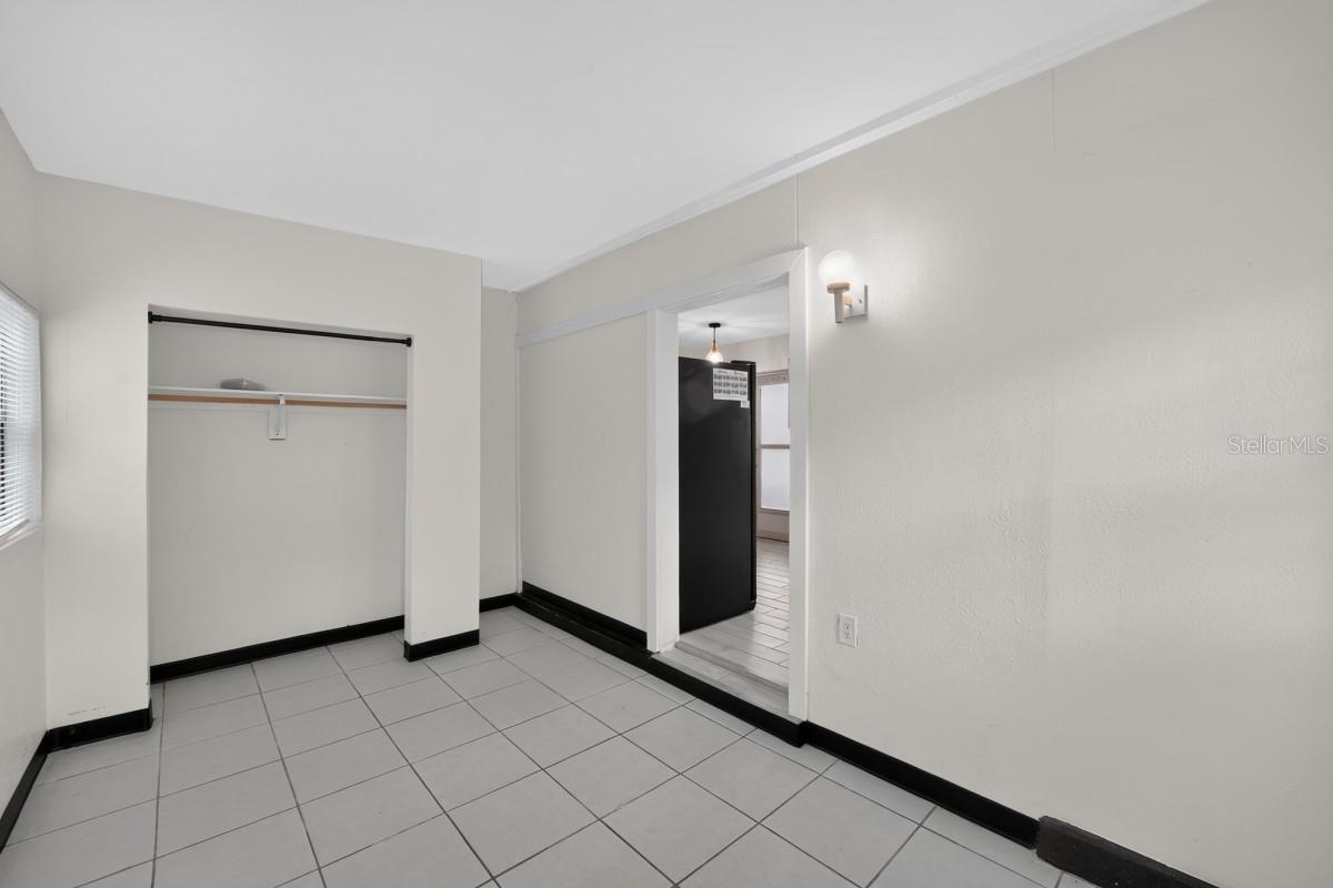 5037 BULLARD ST — photo 17