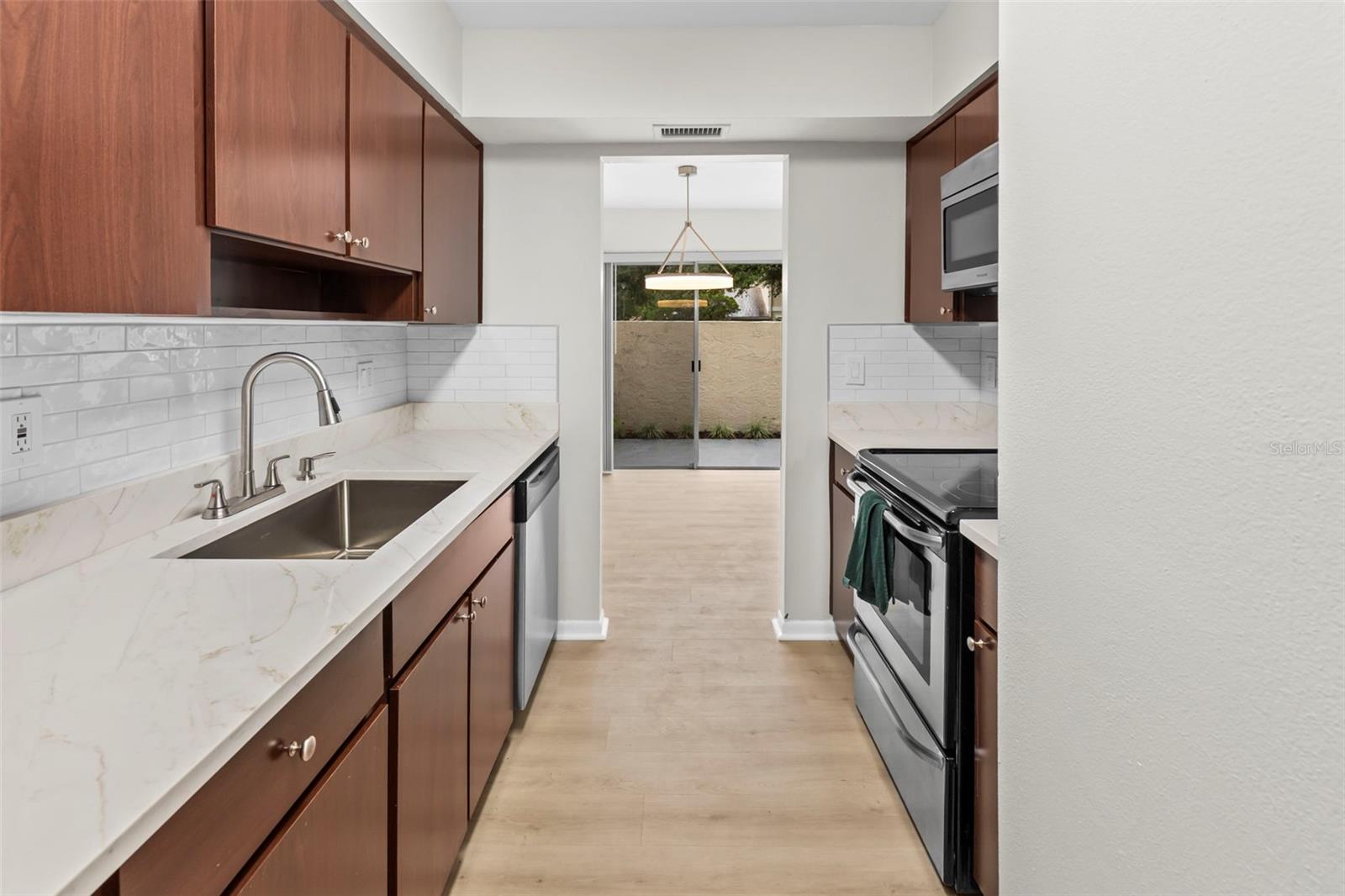 6226 GOLDENMOSS WAY #6226 — photo 9