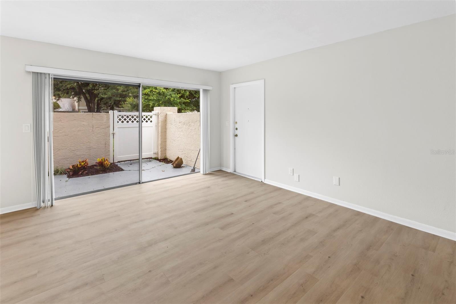 6226 GOLDENMOSS WAY #6226 — photo 5