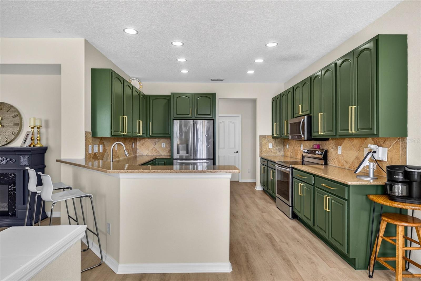 7360 BRIDGEVIEW — photo 32