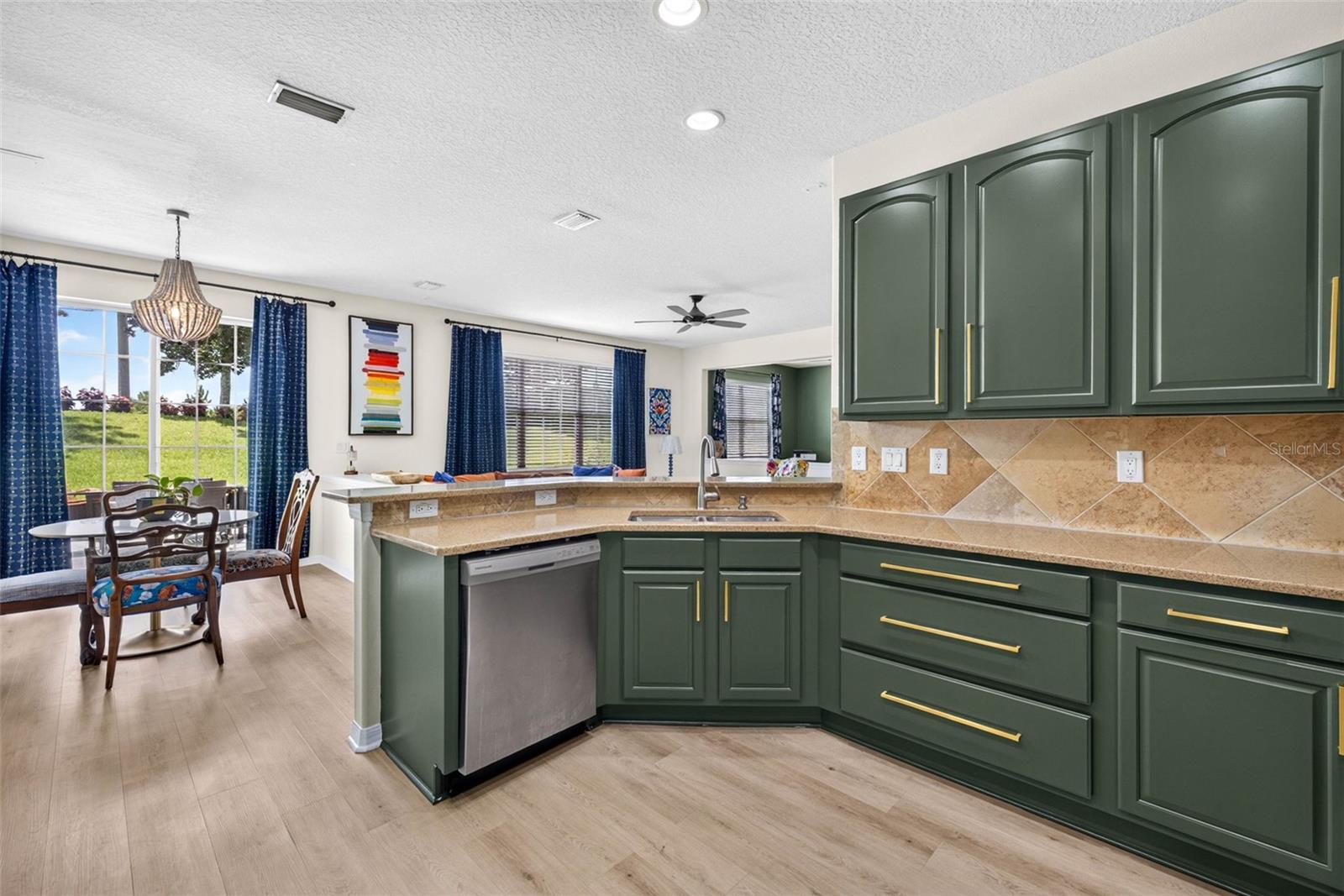7360 BRIDGEVIEW — photo 35