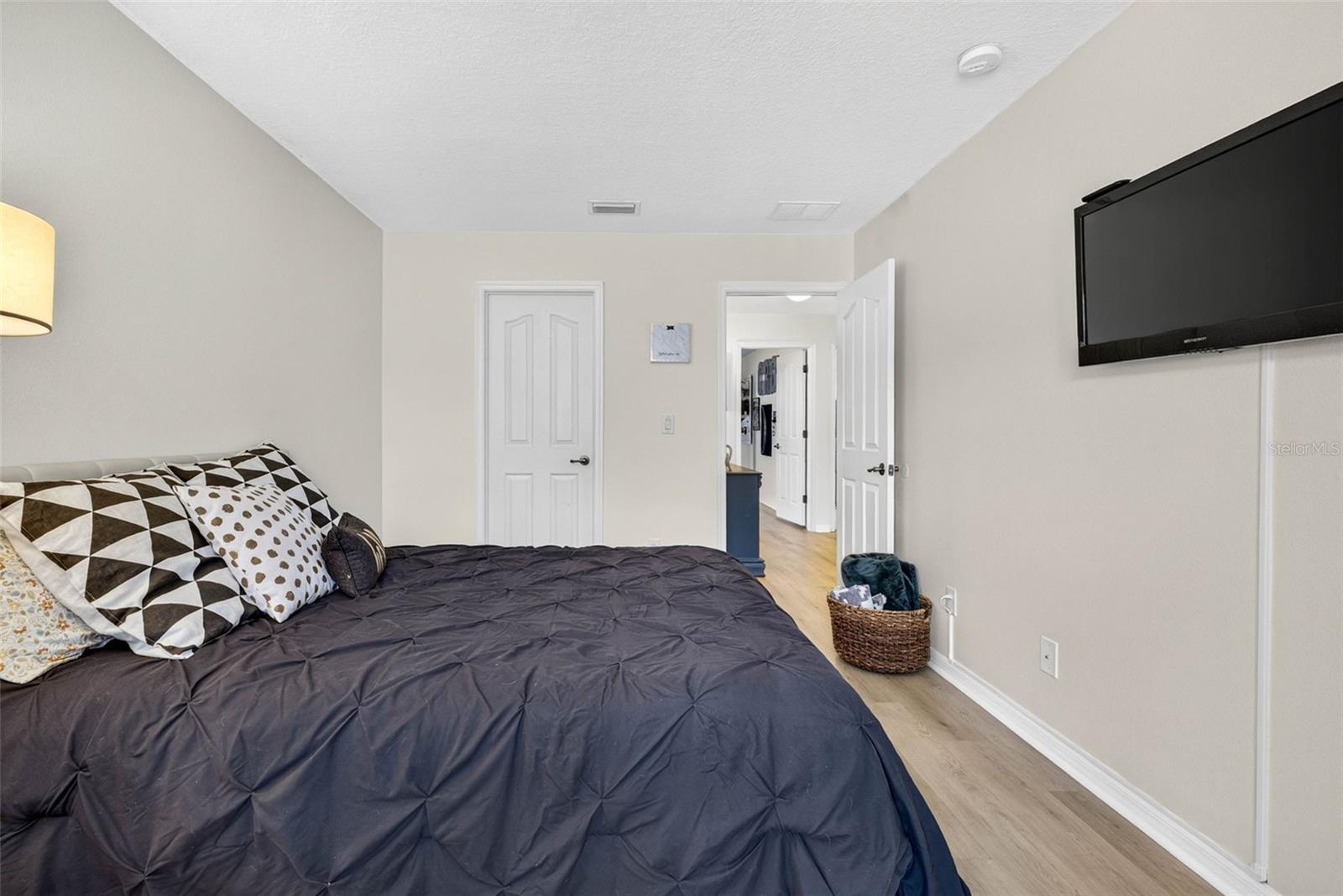 7360 BRIDGEVIEW — photo 44
