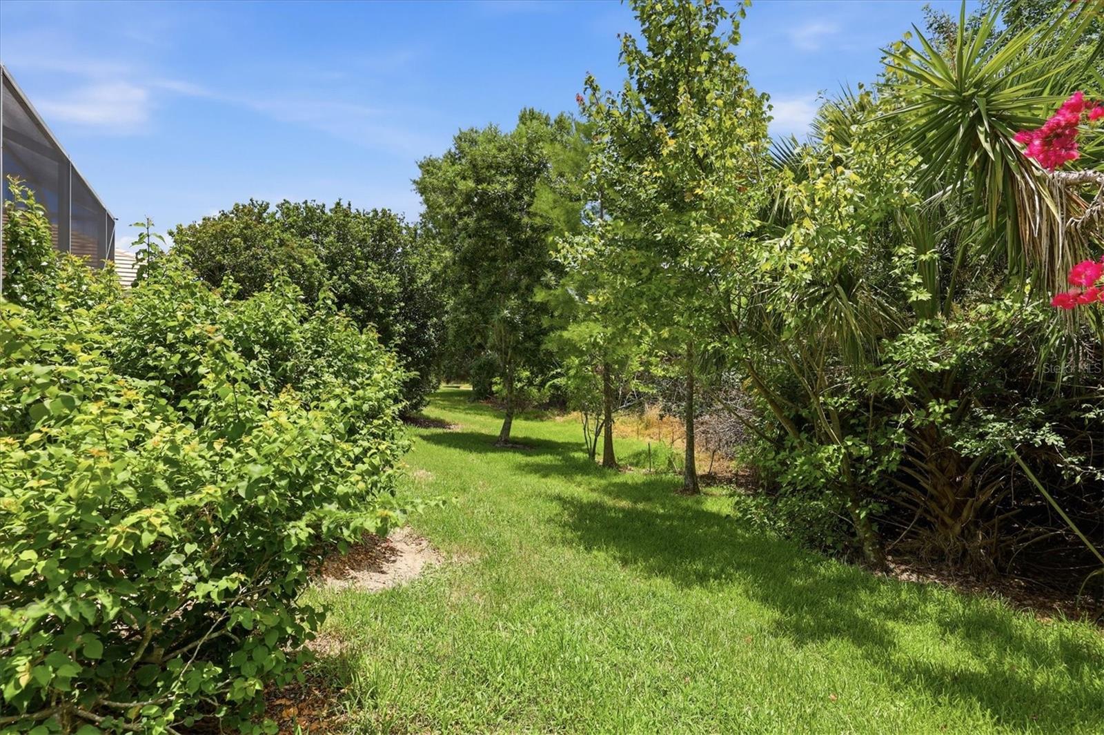 8492 IDLEWOOD CT — photo 47