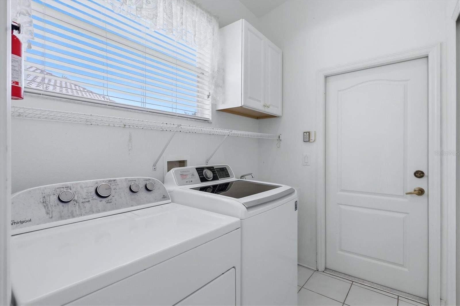 8492 IDLEWOOD CT — photo 27