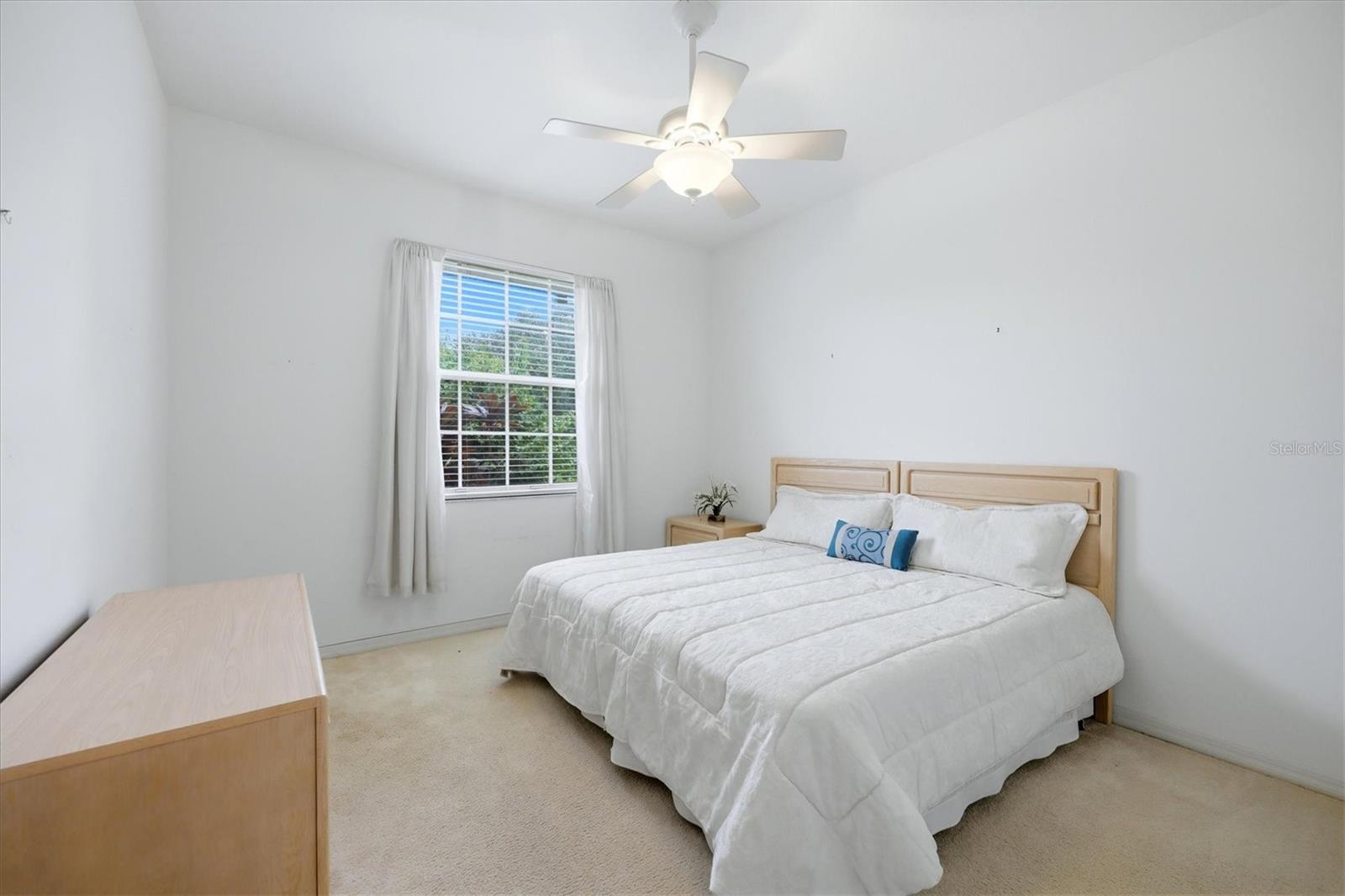 8492 IDLEWOOD CT — photo 8